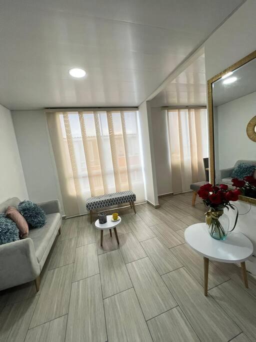 Apartamento completo en Pereira.