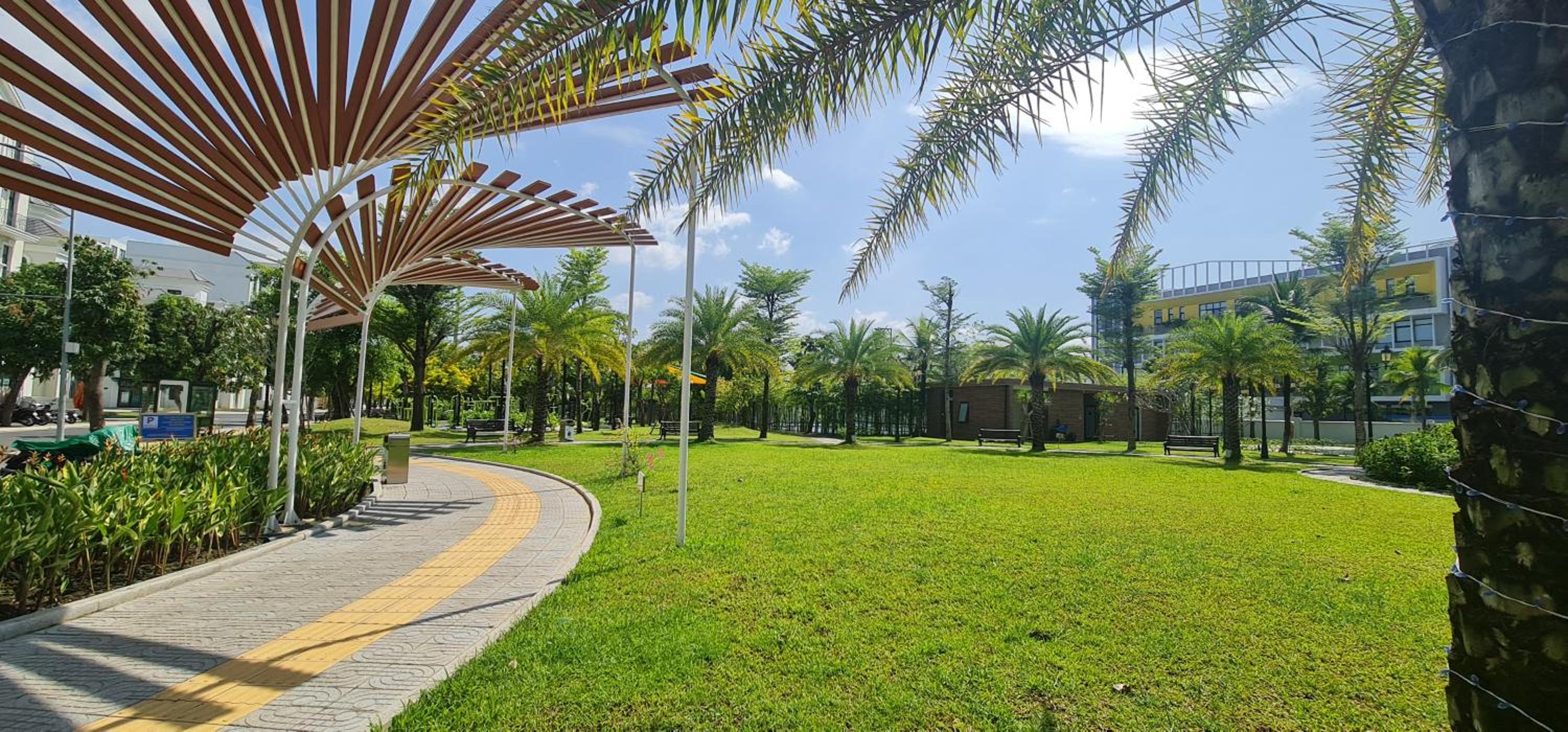 Villa Vinhomes Quận 9 view 5