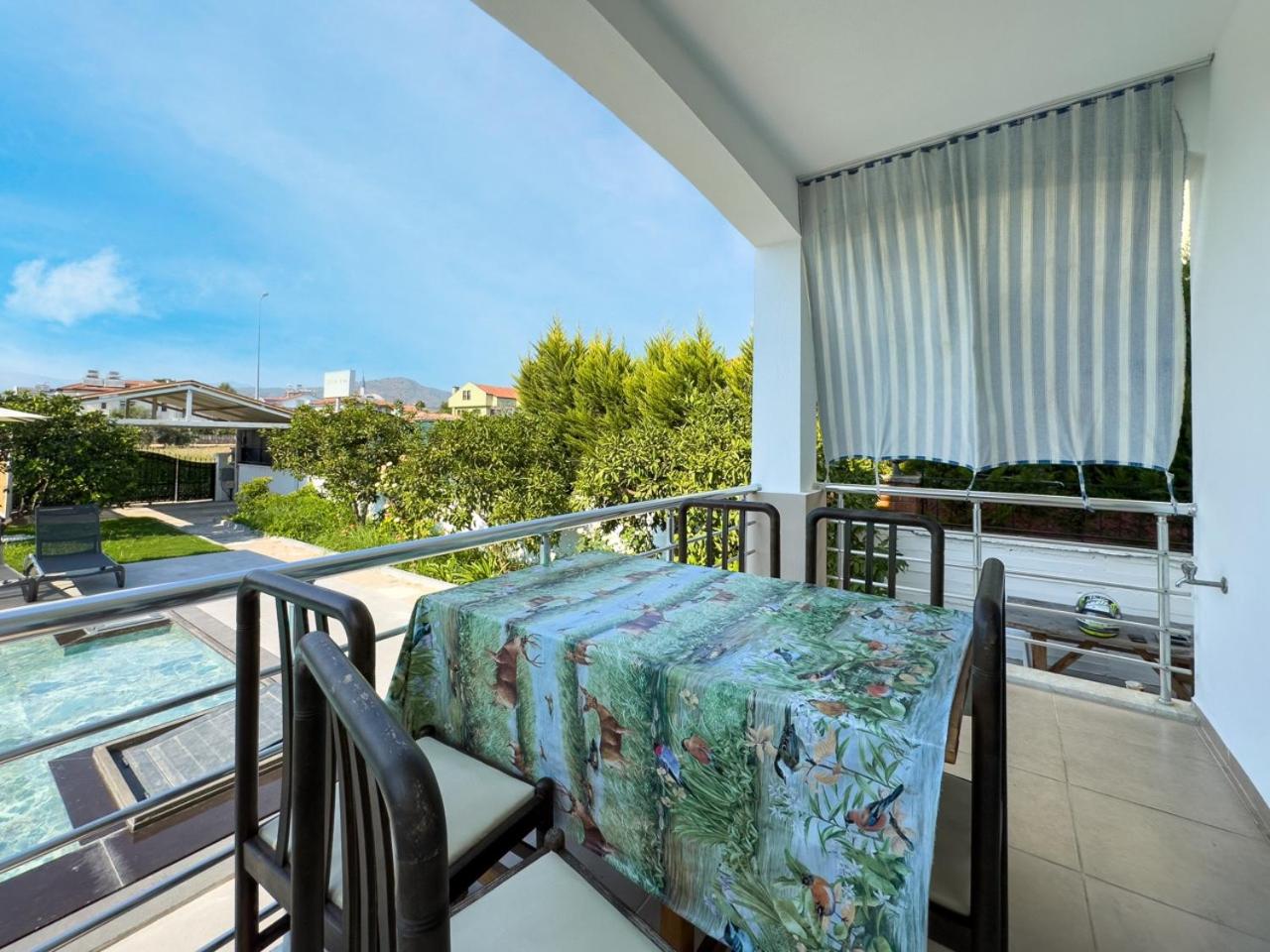 Villa AROK