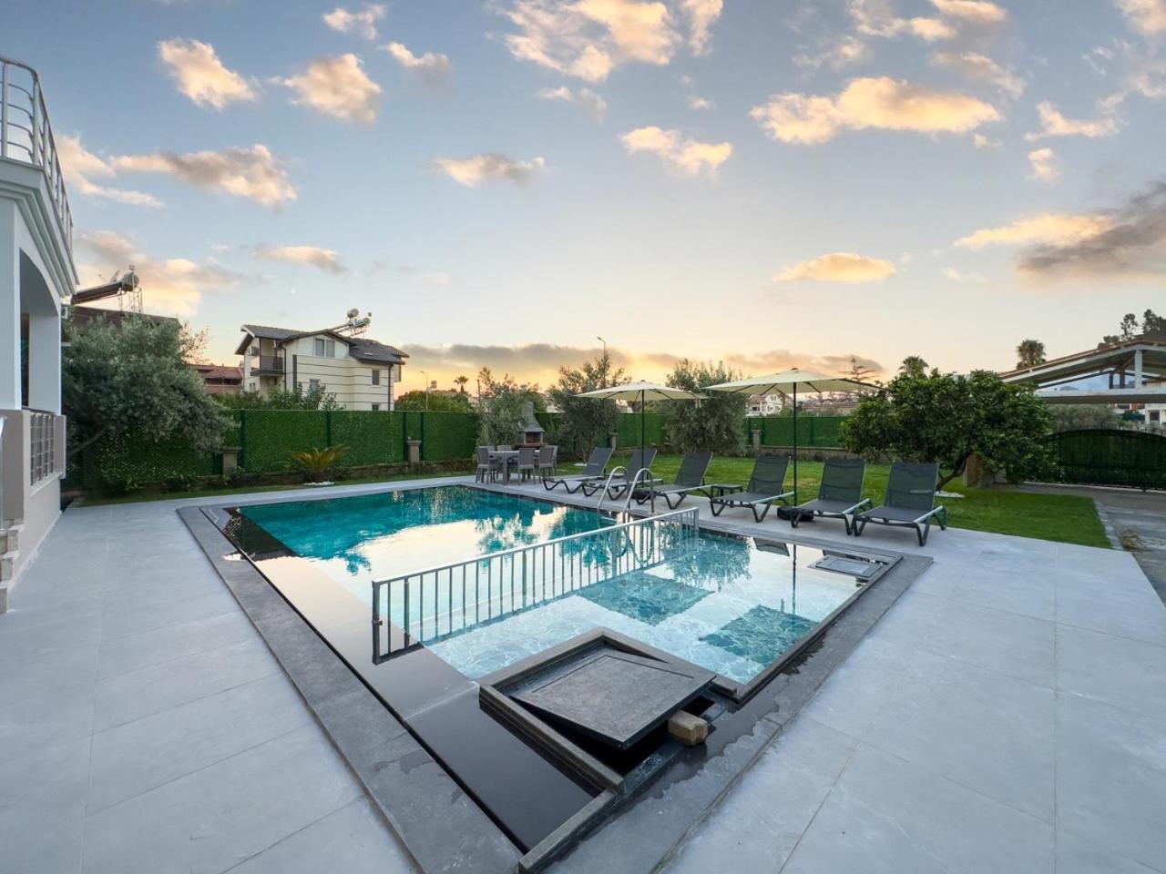 Villa AROK