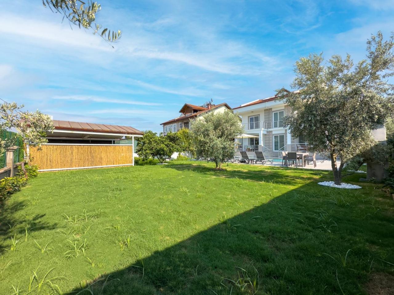 Villa AROK
