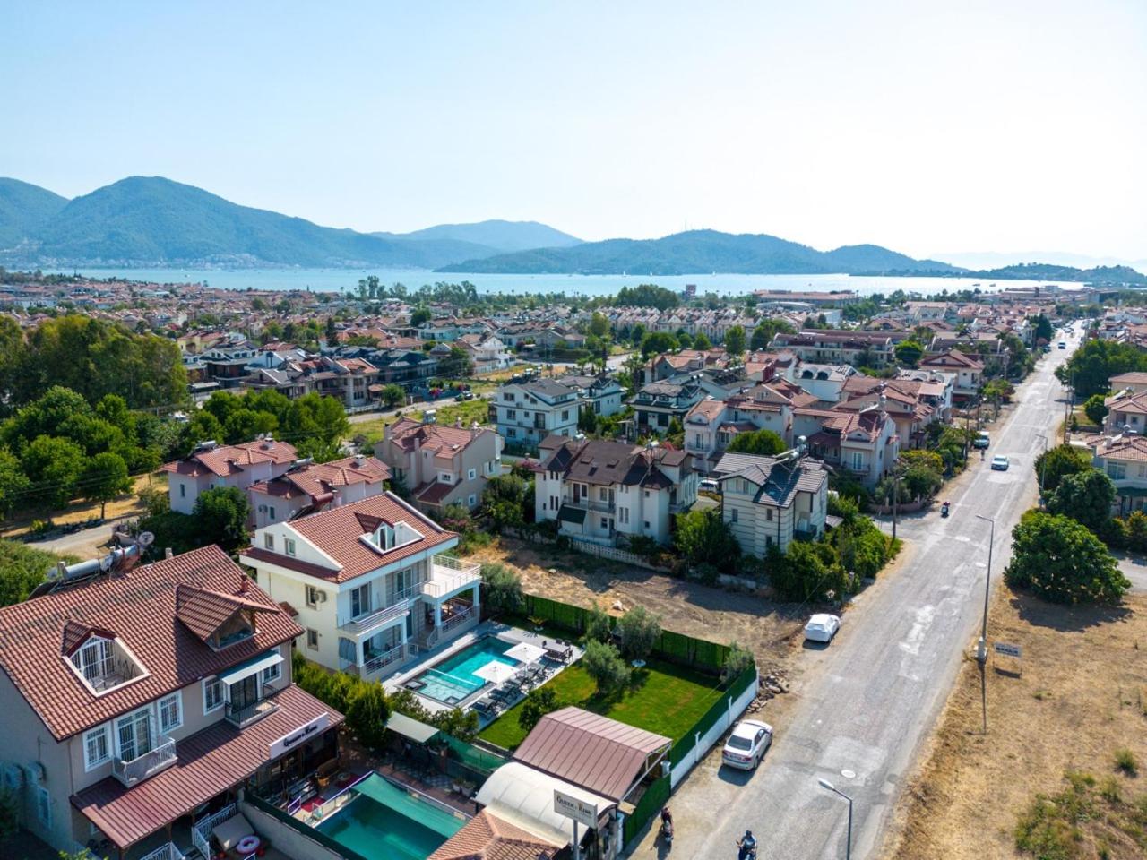 Villa AROK