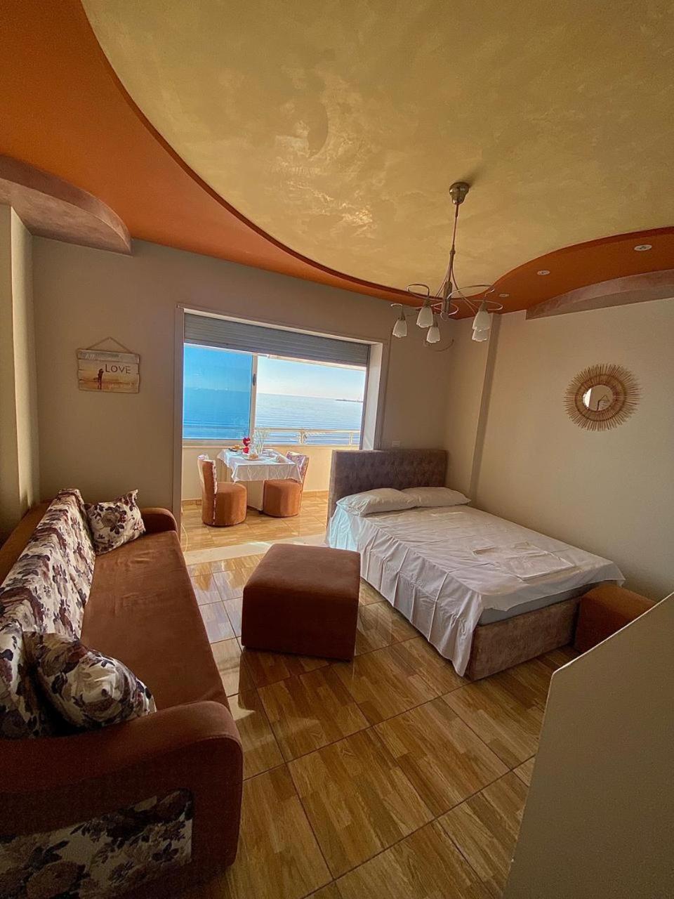 Cozy Beachfront Room