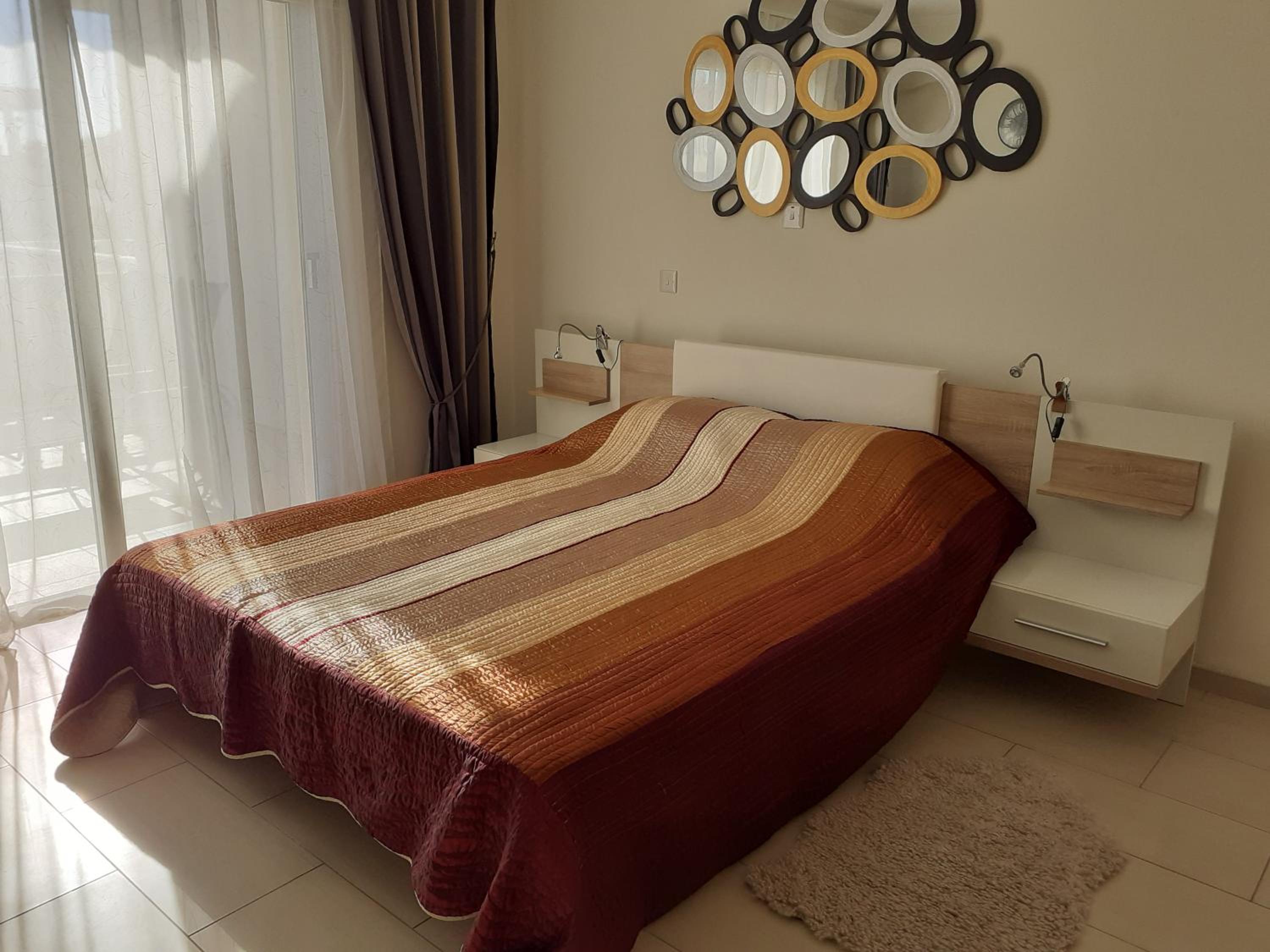 Luxury Cozy Apartment near NISSI BEACH