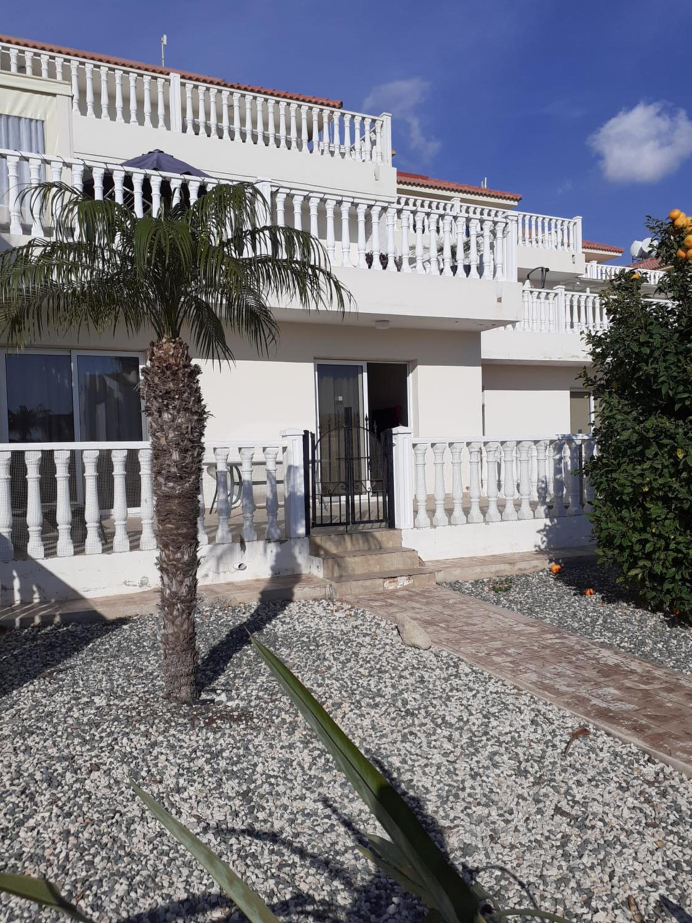 Luxury Cozy Apartment near NISSI BEACH