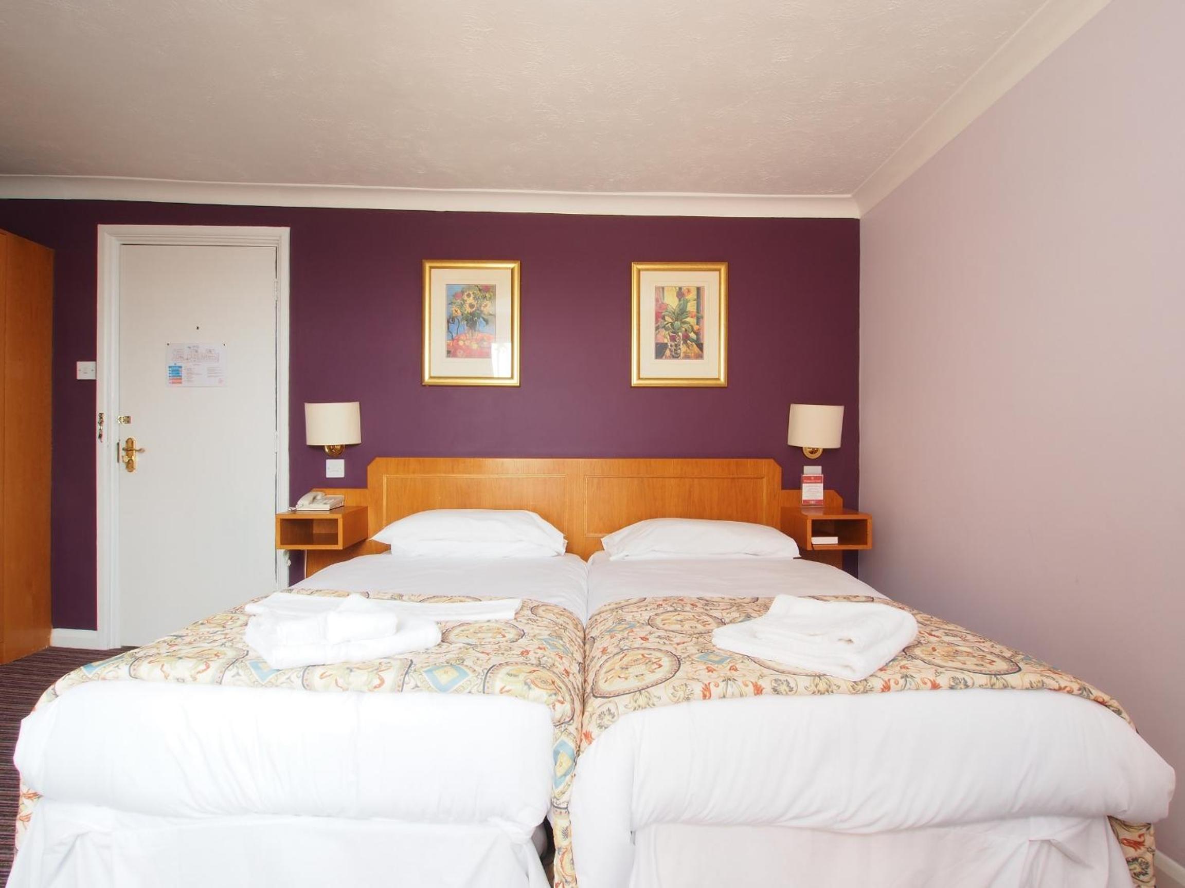 Worthing Vacations - The Chatsworth Hotel - Property Image 1