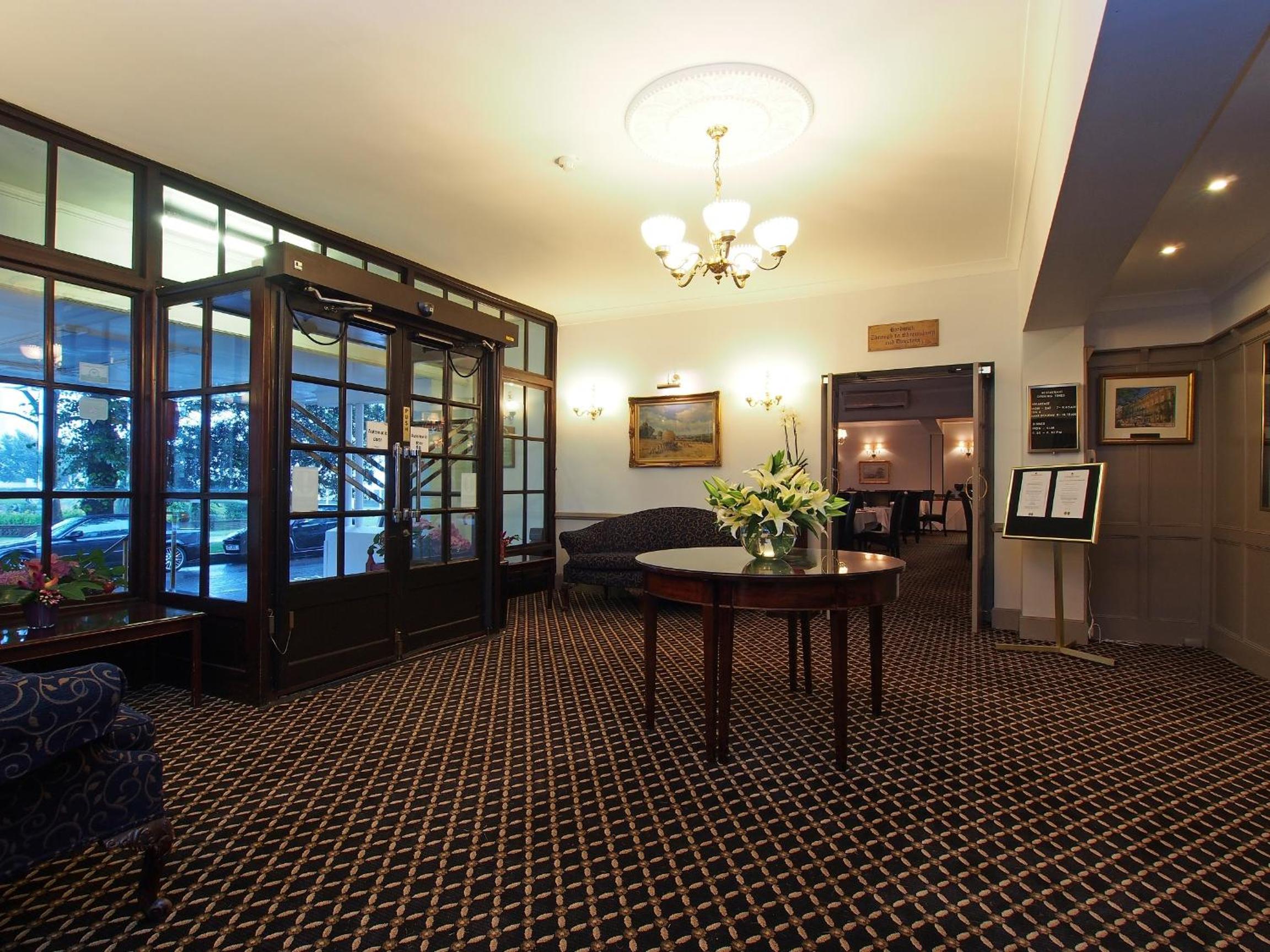 Worthing Vacations - The Chatsworth Hotel - Property Image 17