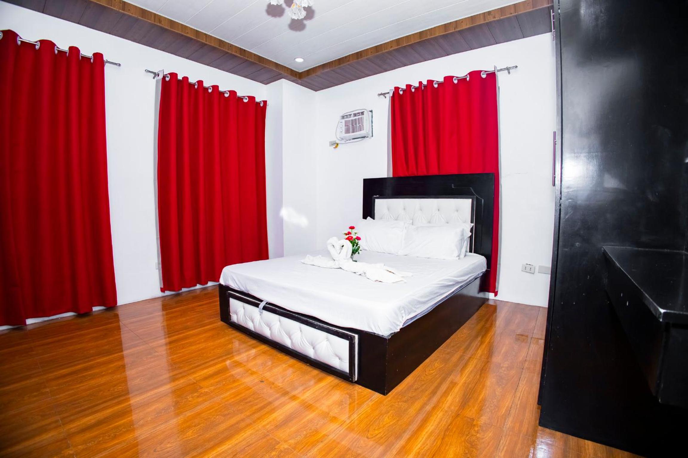 Villa Valencia Private Resort