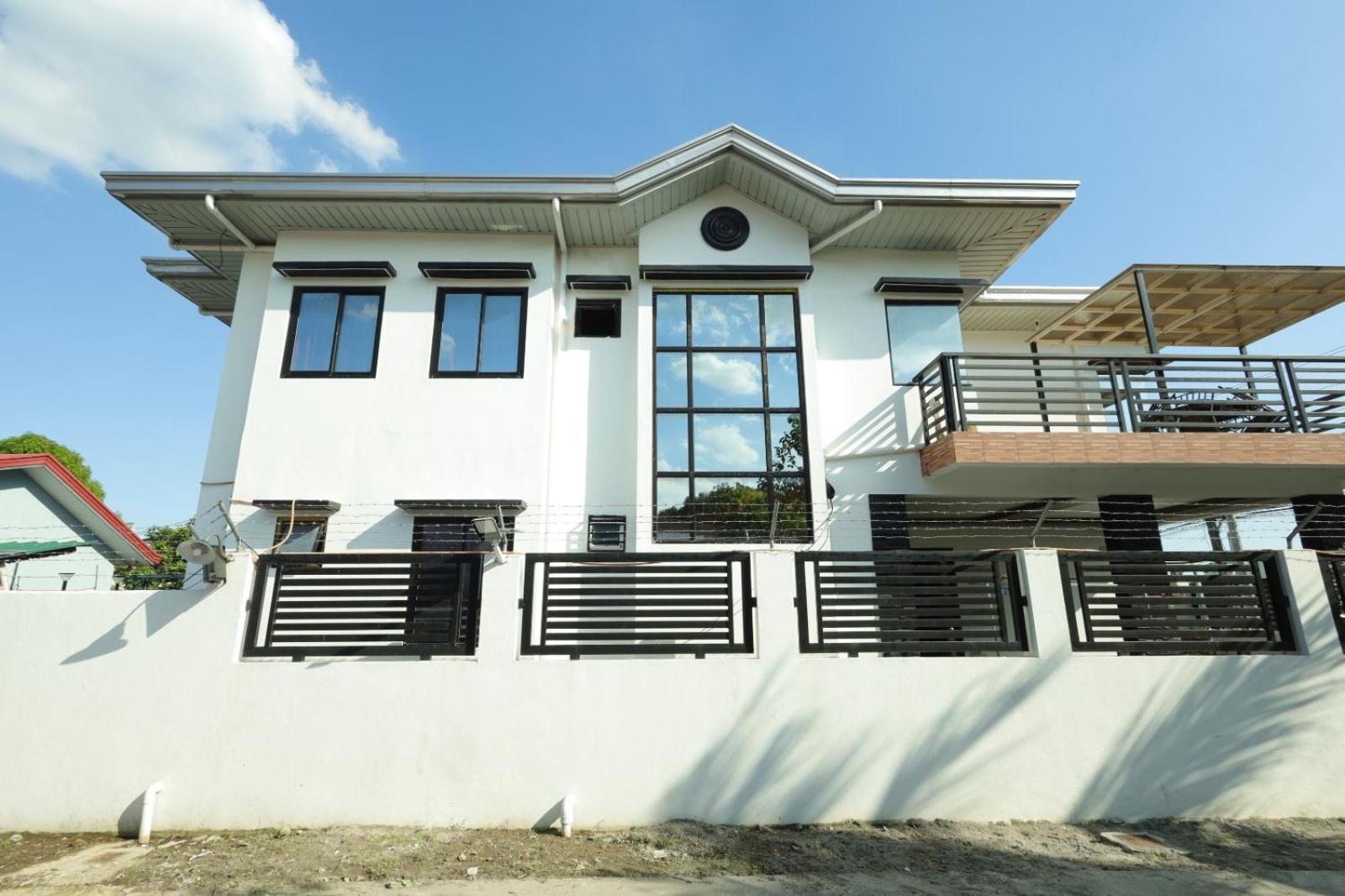 Villa Valencia Private Resort