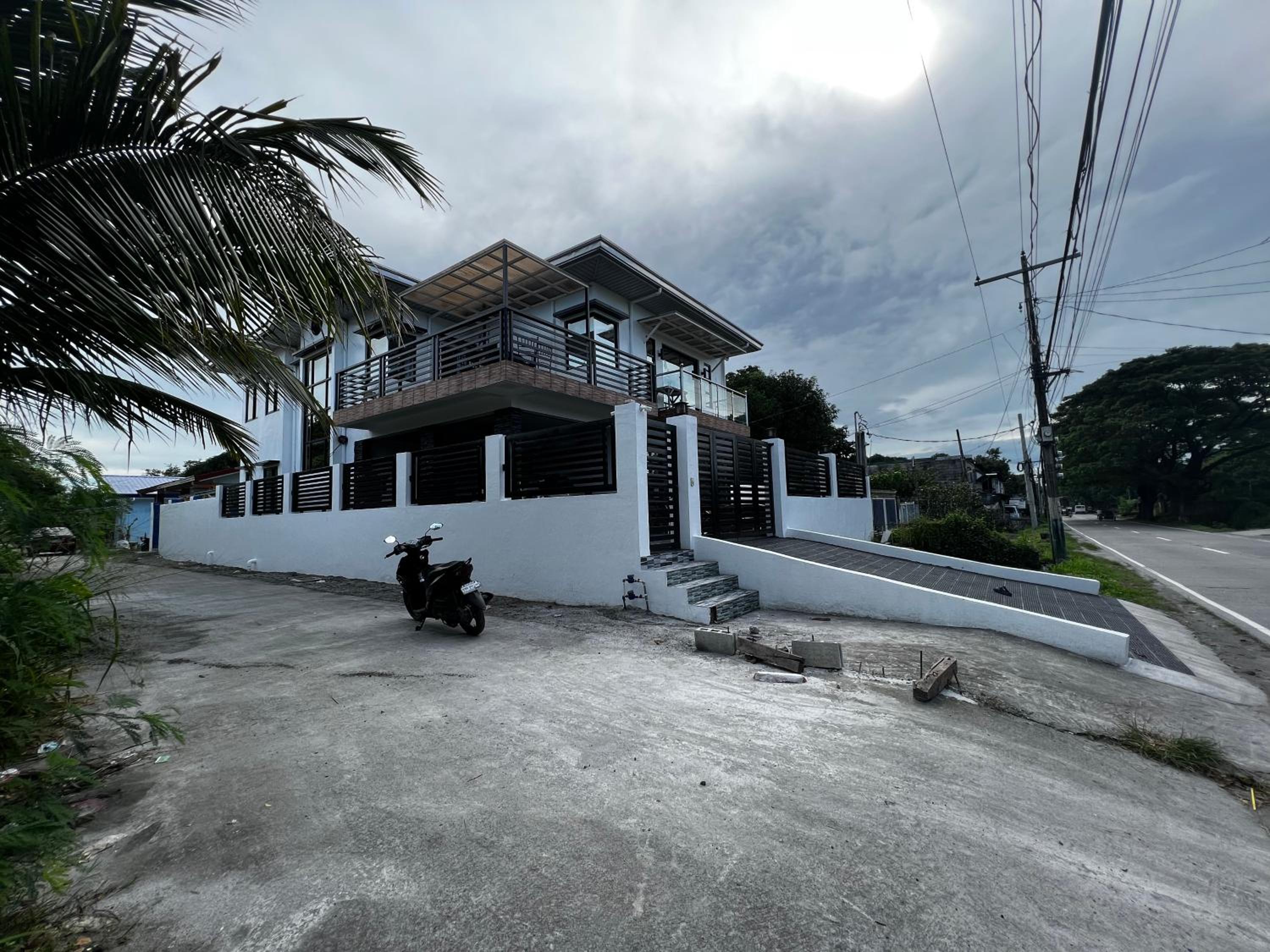 Villa Valencia Private Resort