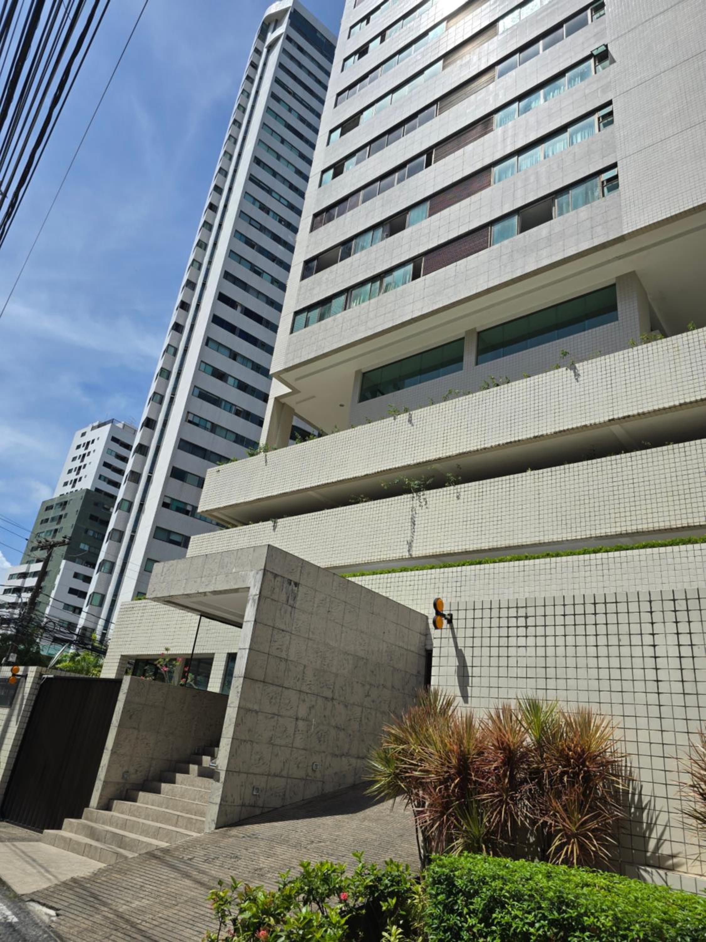 Flat Boa Viagem Alceu Valença