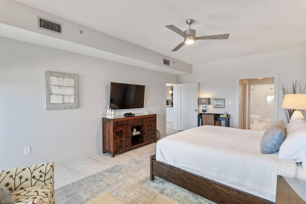 Grand Playa Unit 402 Gulf Front Condo view 5