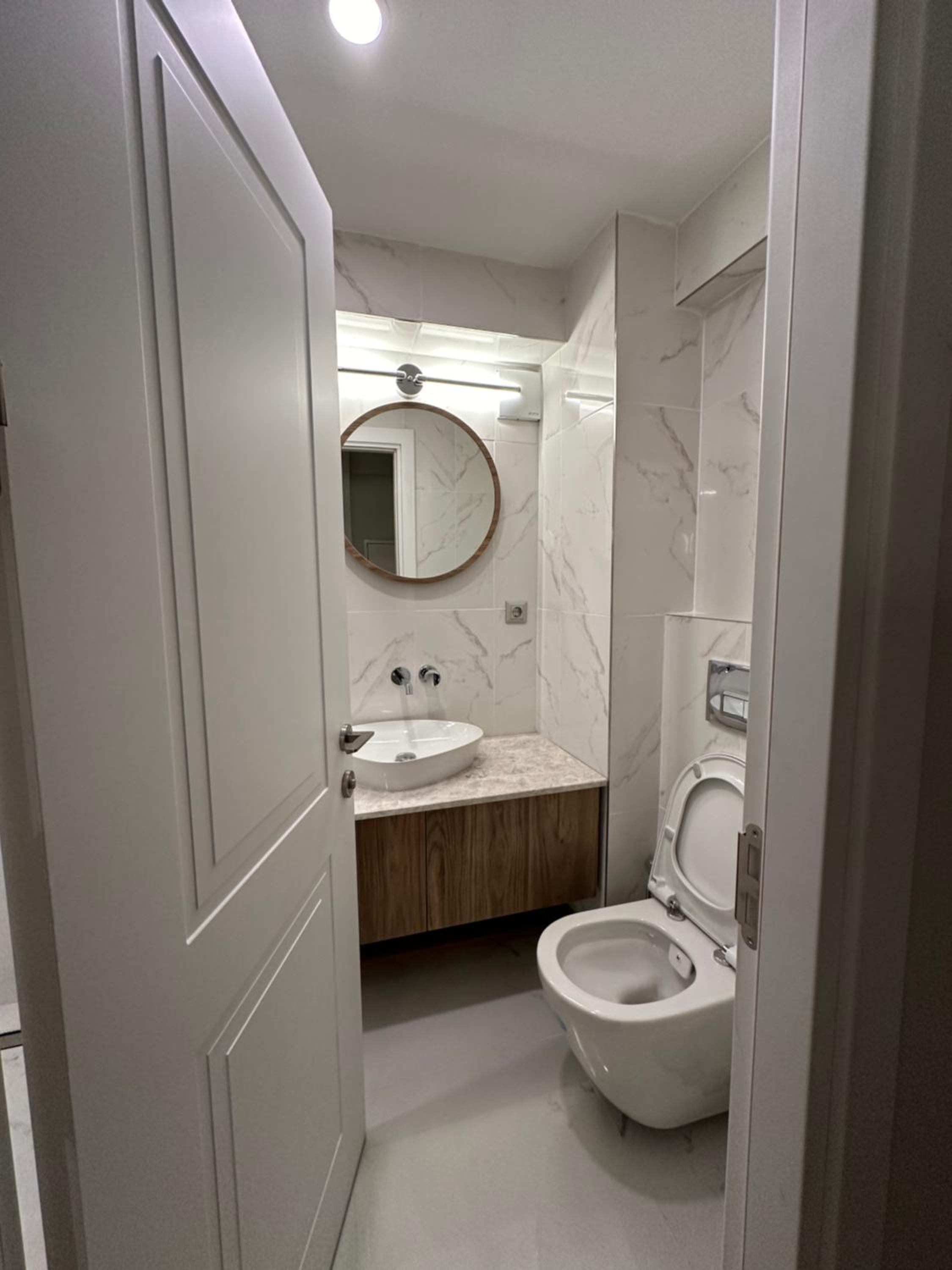 Iris Han Hotel - Image 27