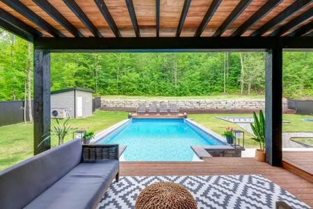 Château Céleste - Villa with pool, hot tub, fire pit