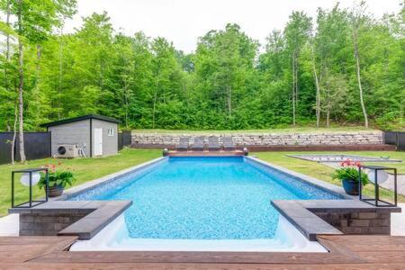 Château Céleste - Villa with pool, hot tub, fire pit