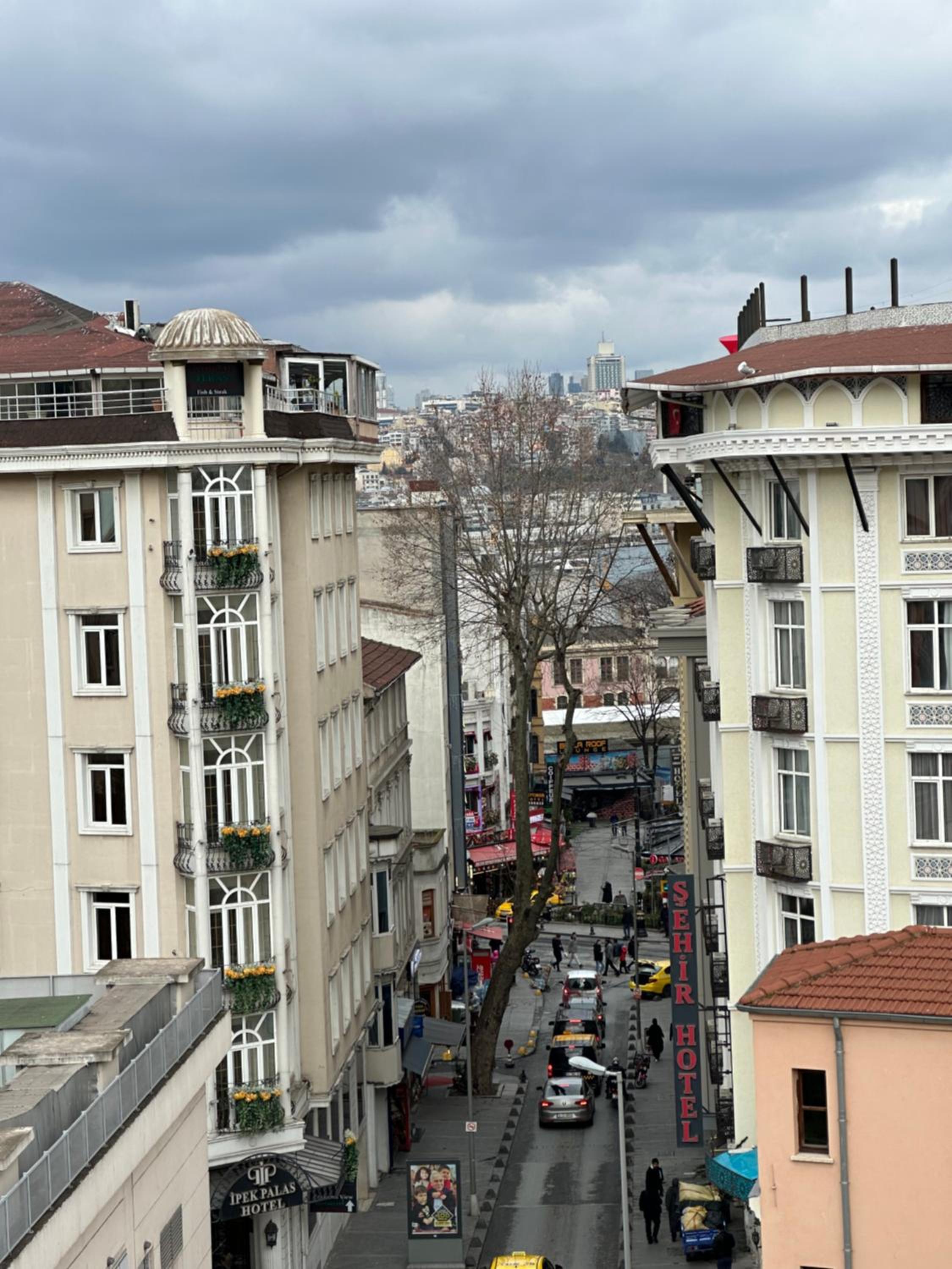 Iris Han Hotel - Image 22