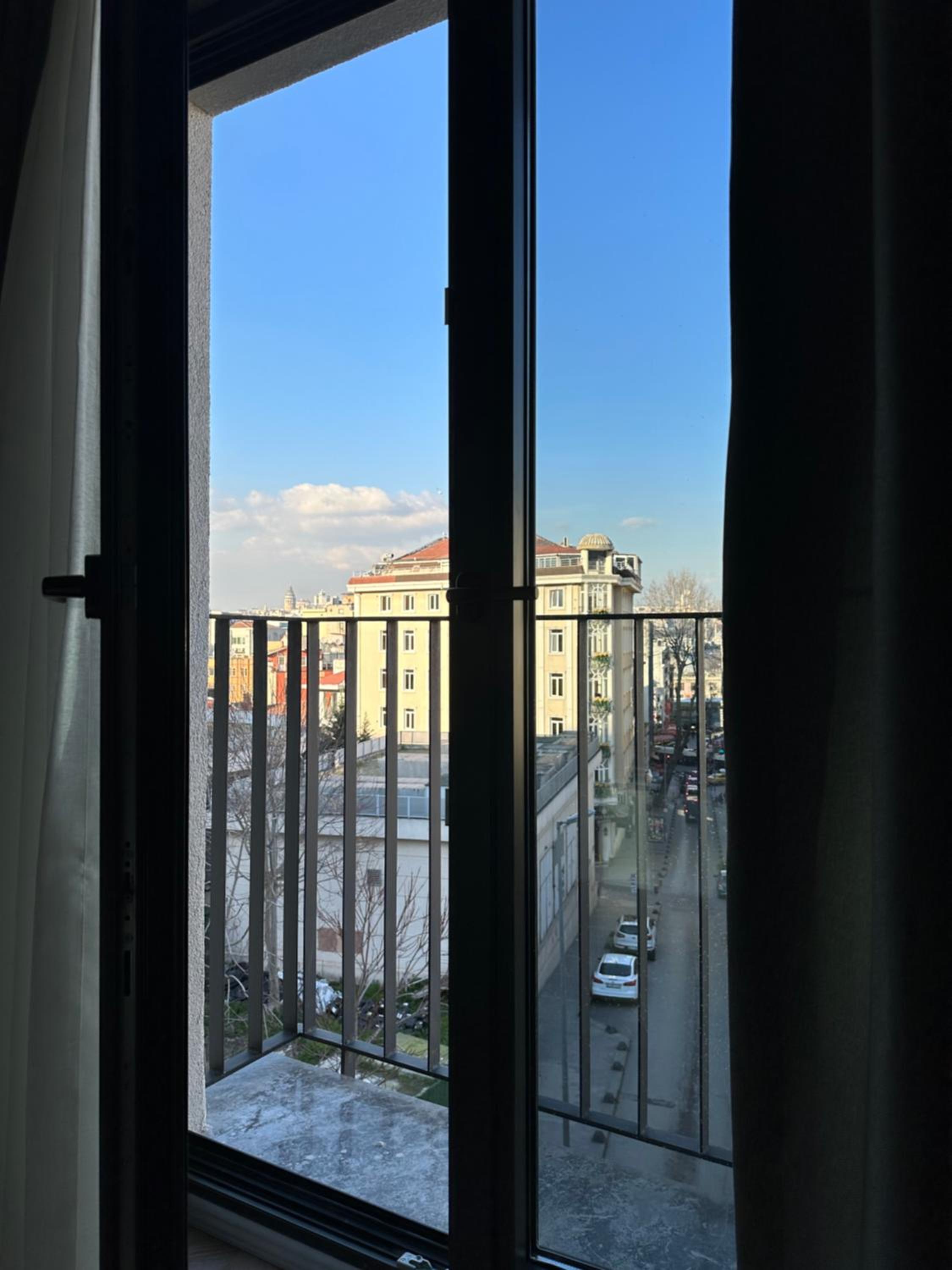 Iris Han Hotel - Image 20