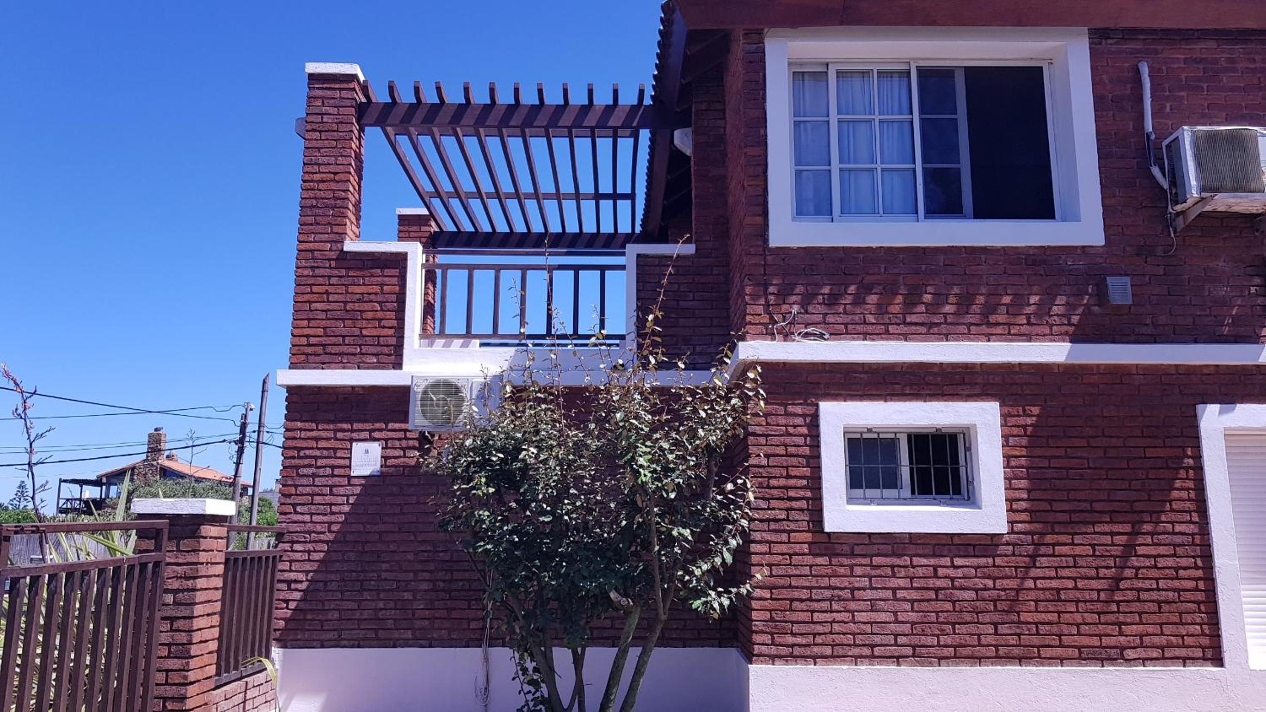 Residencia a pasos del mar