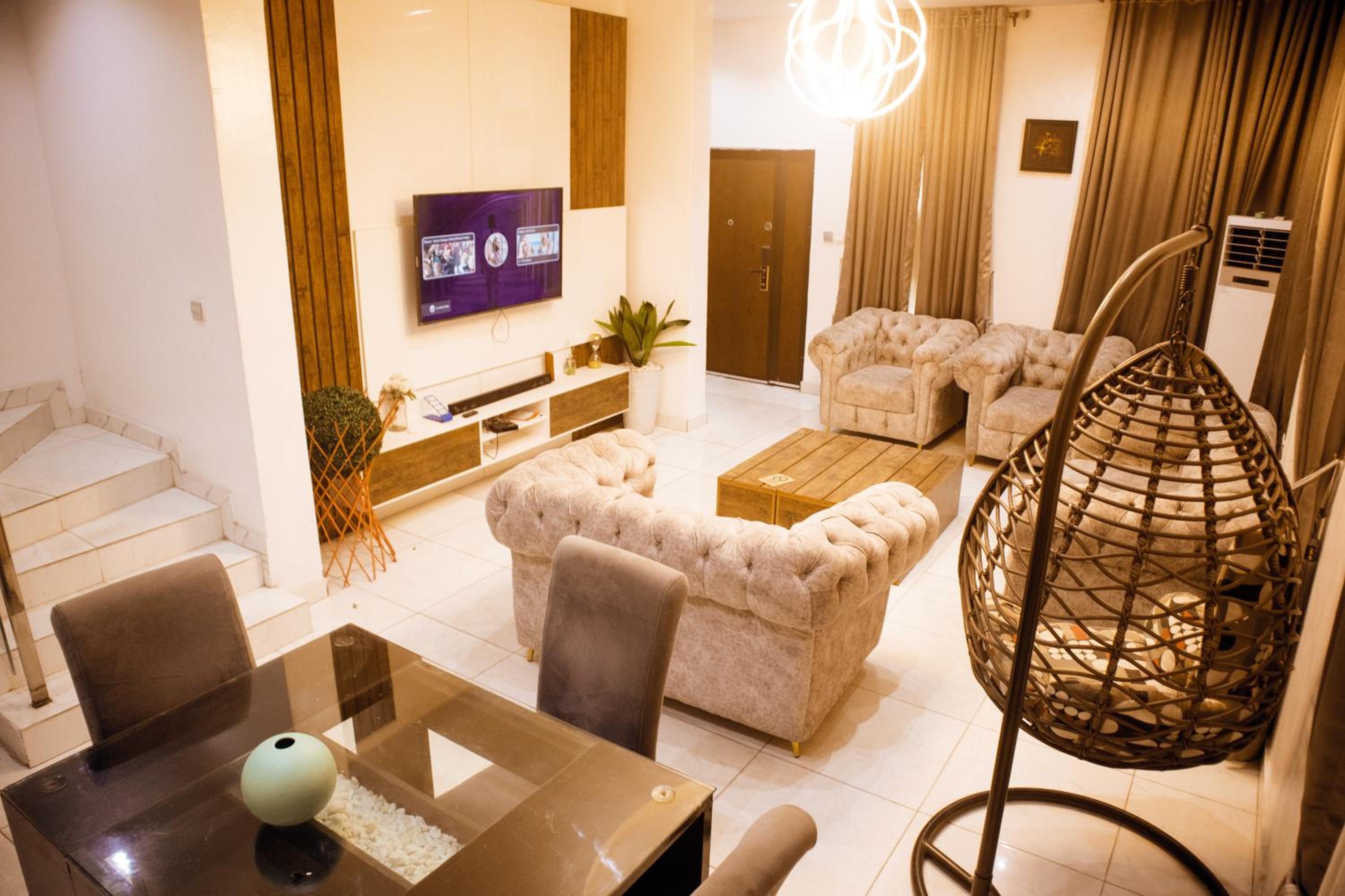4 bedroom fully detached dope duplex view 3