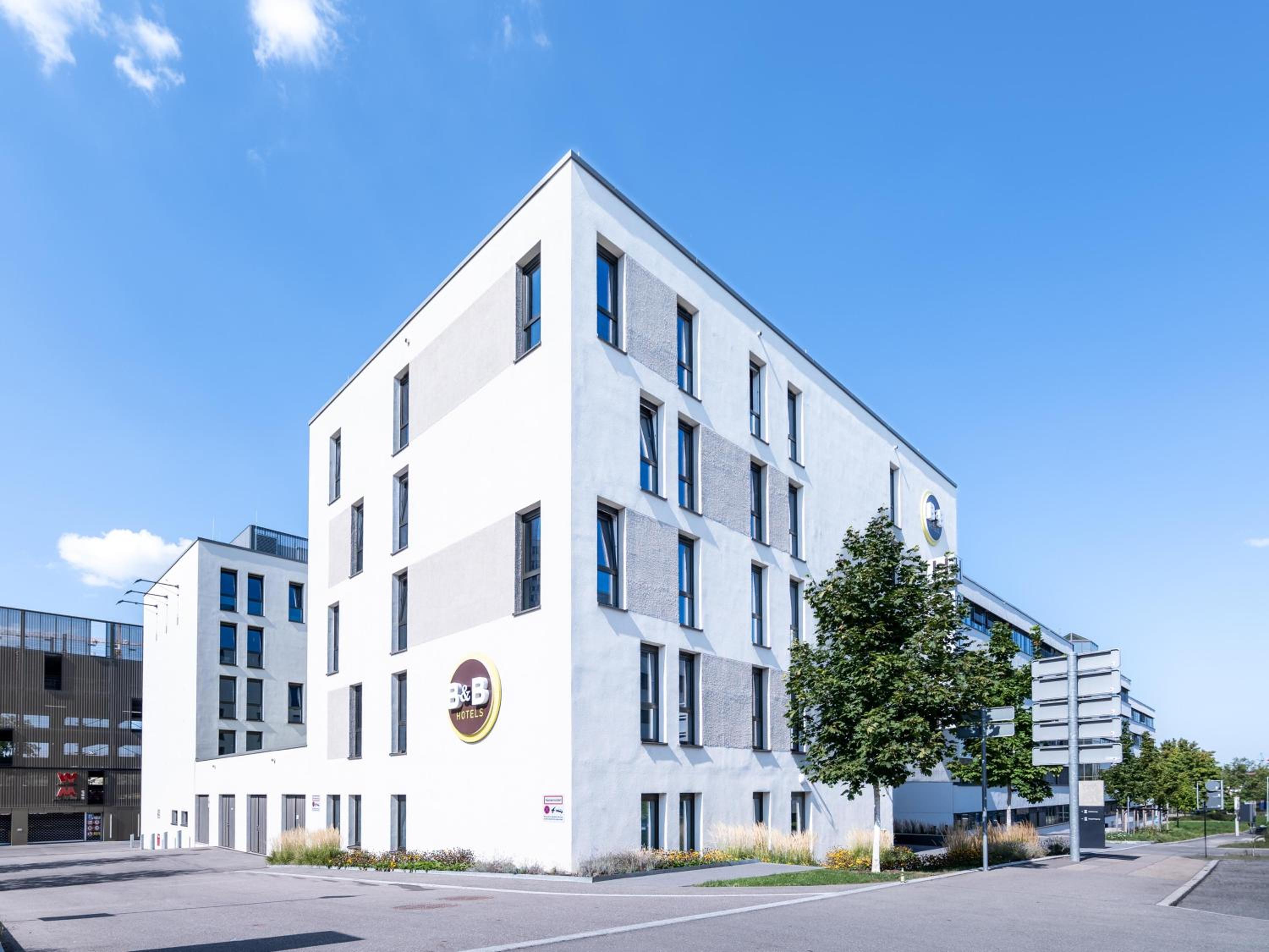 Hotel B&B Hotel Stuttgart-Zuffenhausen - Image 1