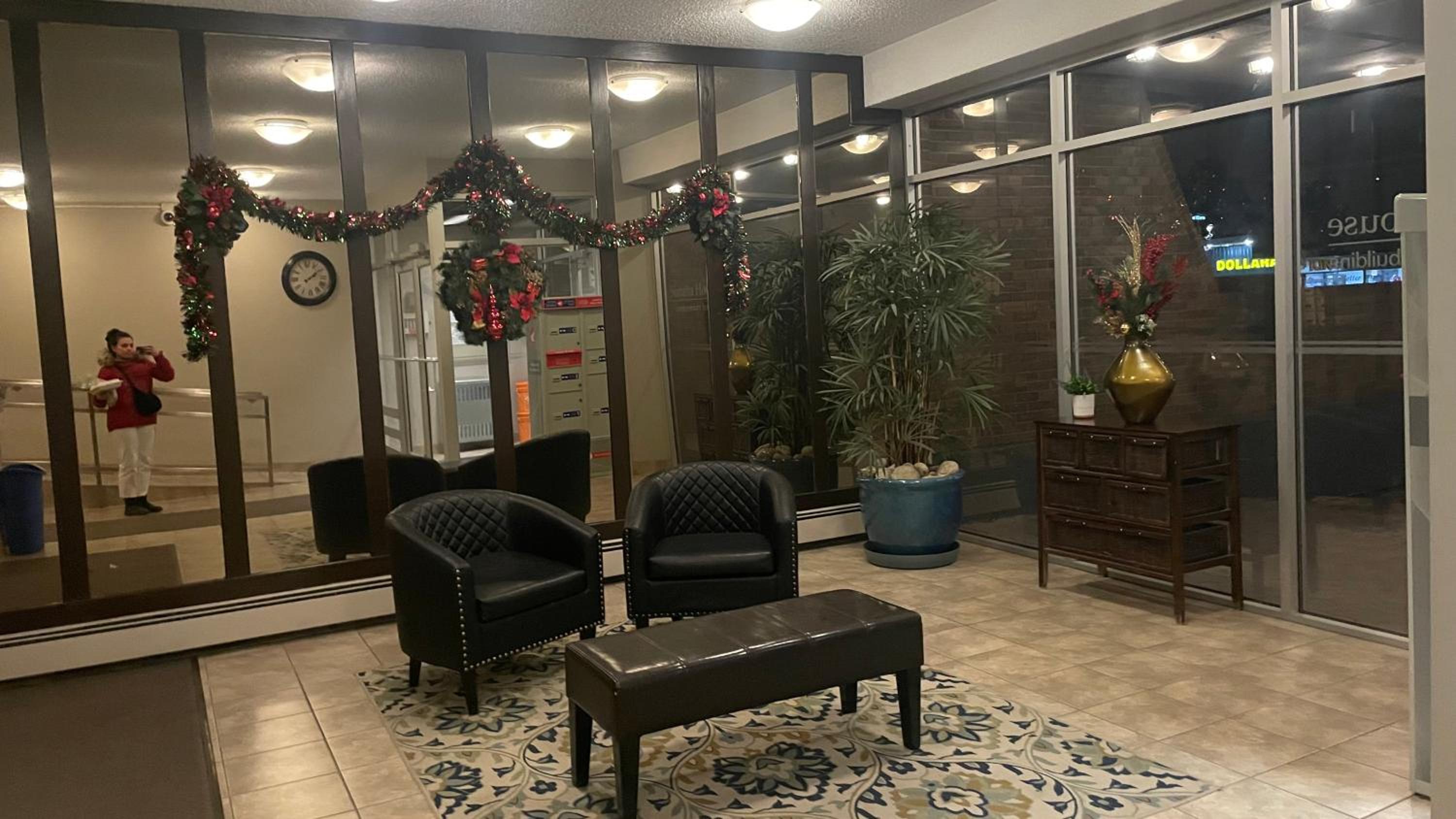 Cosy place in Downtown with Free Parking - Self entrance