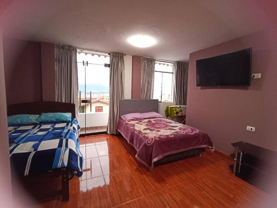Habitación doble con balcón. bonita vista view 5