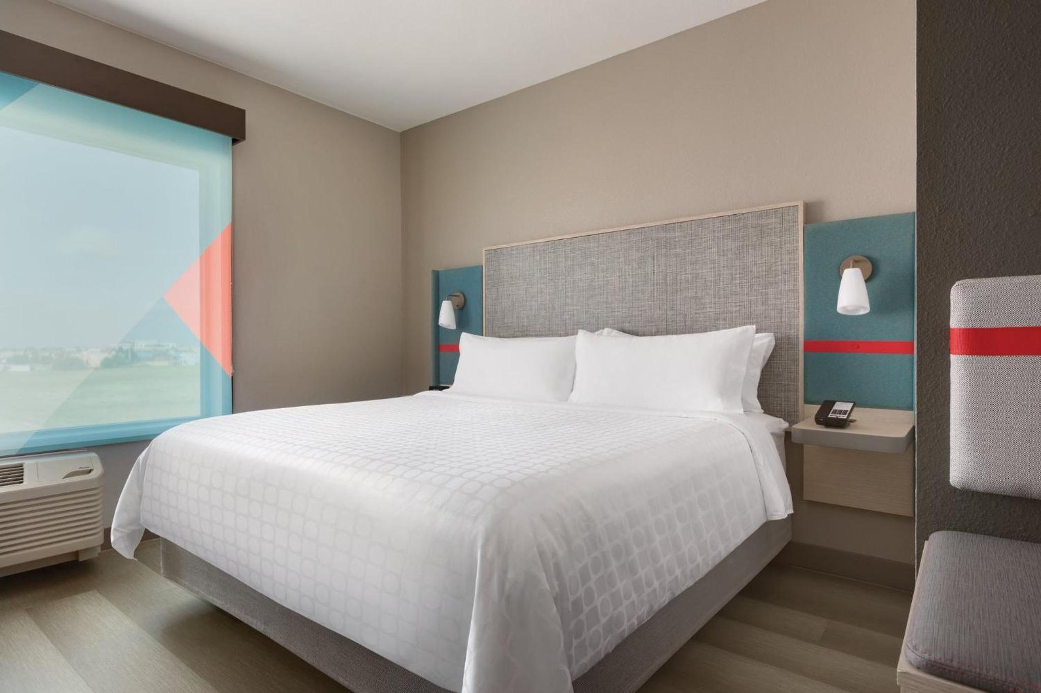 avid hotels - Nashville Airport, an IHG Hotel - Property Image 25