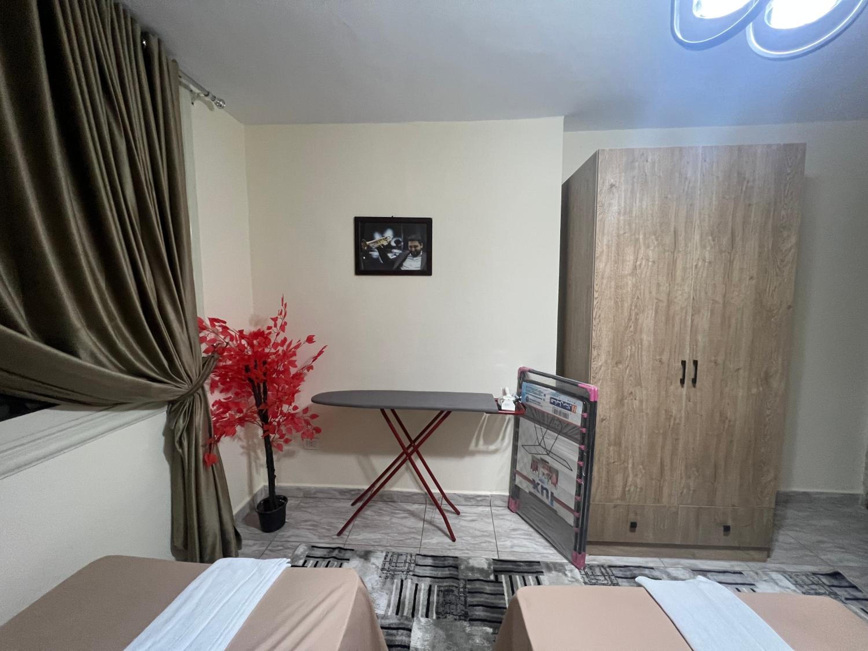 Luxury apartment Downtown Cairo (Amazing, Central)