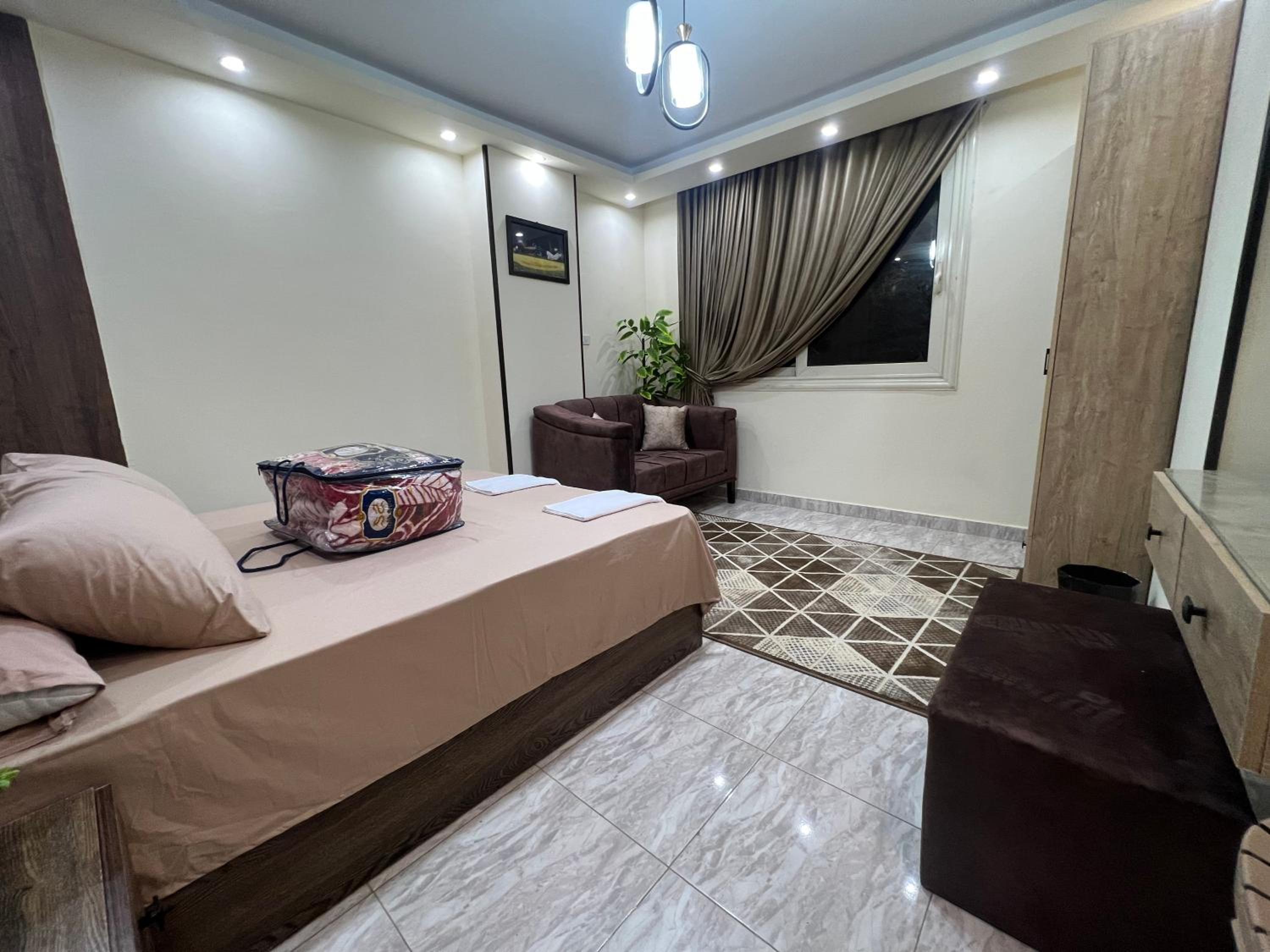 Luxury apartment Downtown Cairo (Amazing, Central)