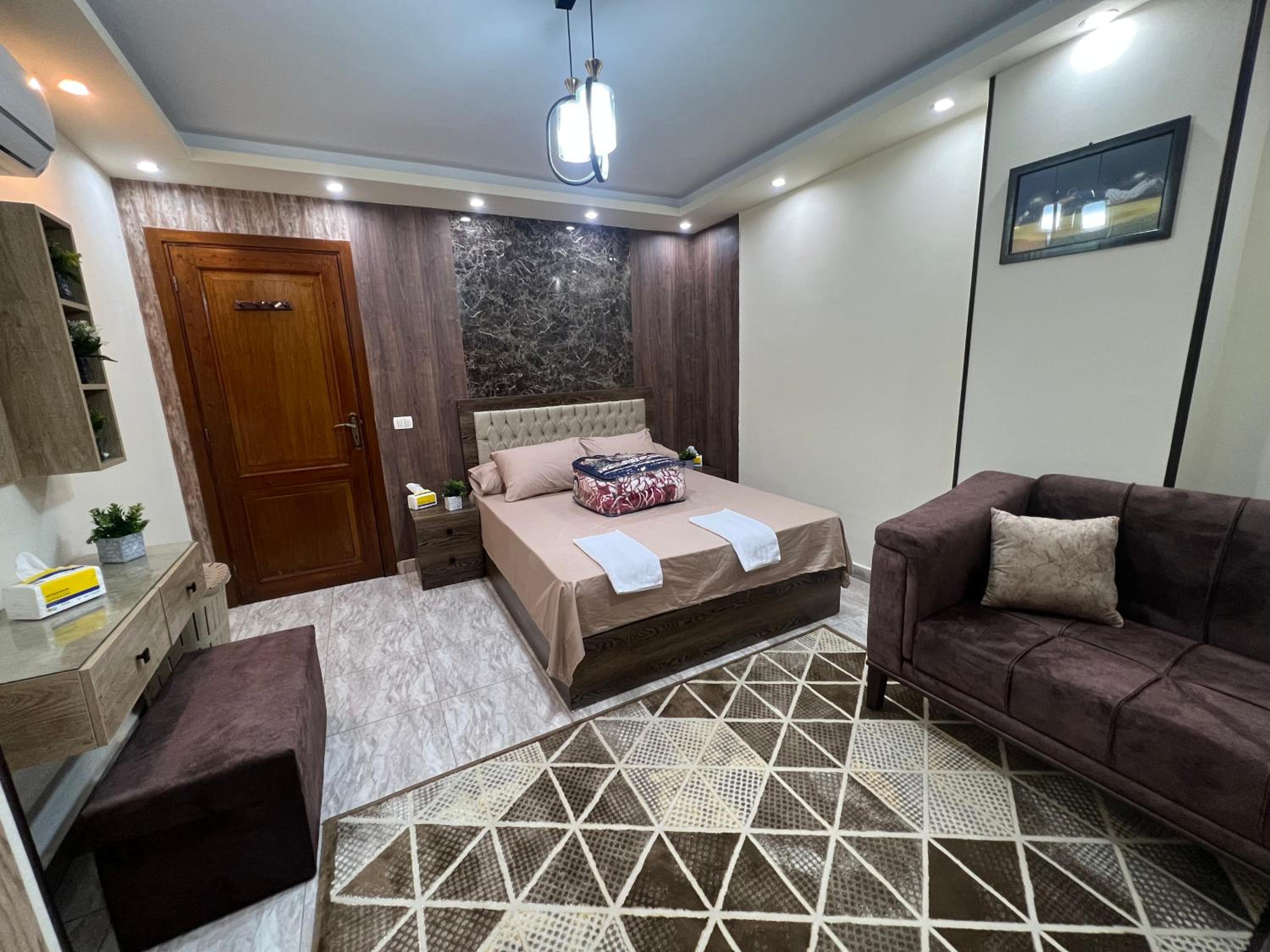 Luxury apartment Downtown Cairo (Amazing, Central)