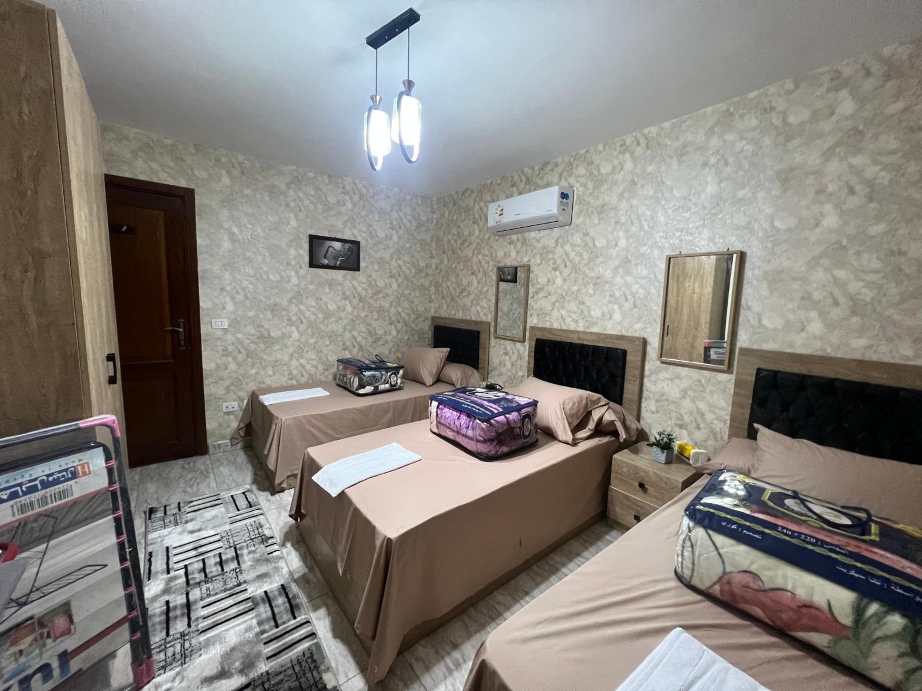 Luxury apartment Downtown Cairo (Amazing, Central)