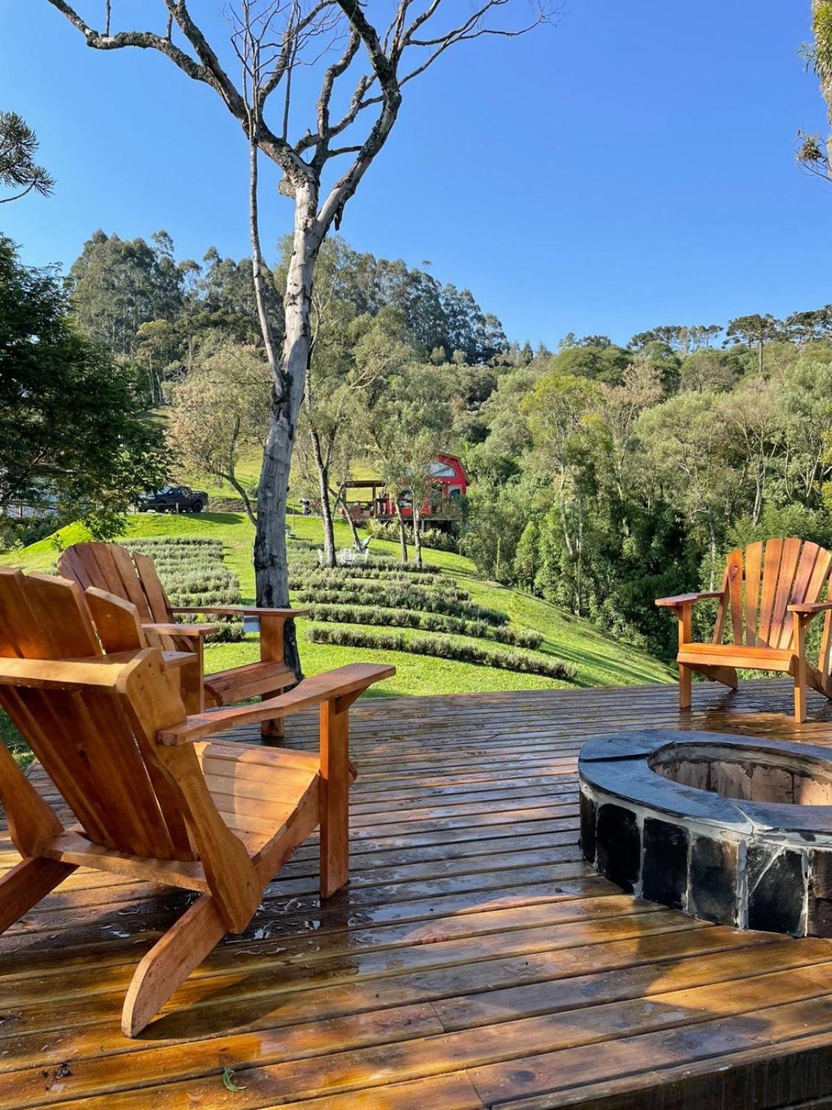 Villa Siena conforto nas alturas Casa com 2 suítes 2 banheiras de imersão vista maravilhosa a 1300m de altitude