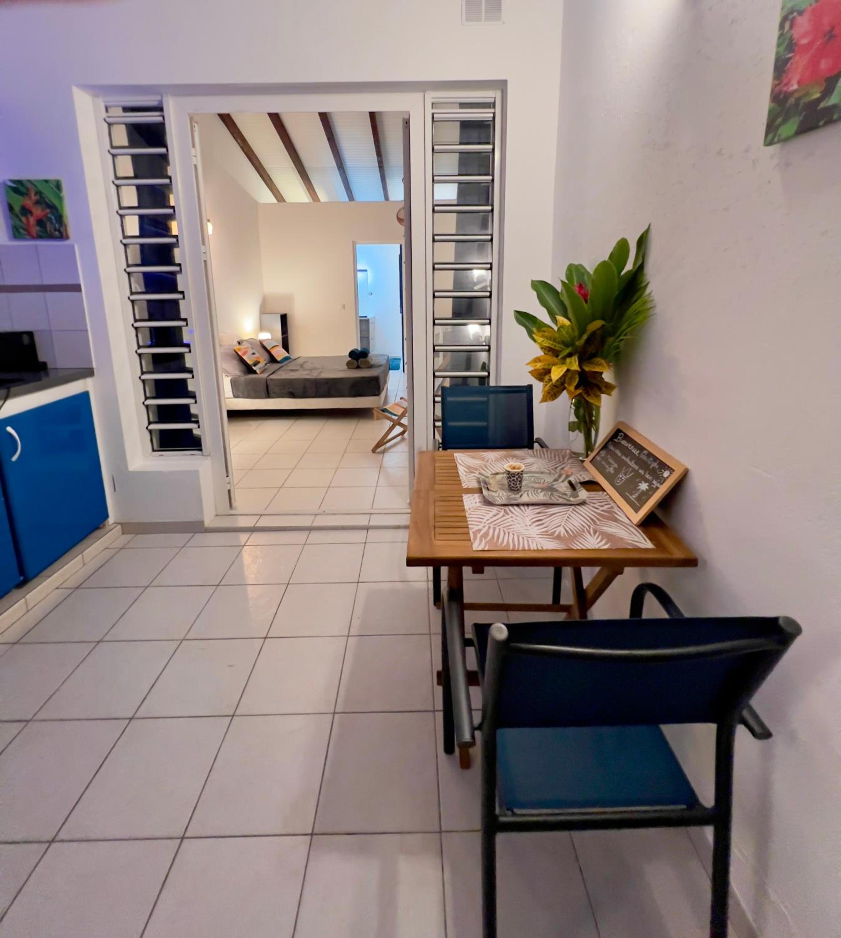 Mabouya cosy vue mer, jacuzzi, jardin view 3