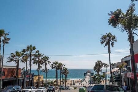 Stay around the corner from the Manhattan Beach Strand - Property Image 11