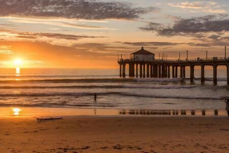 Stay around the corner from the Manhattan Beach Strand - Property Image 12