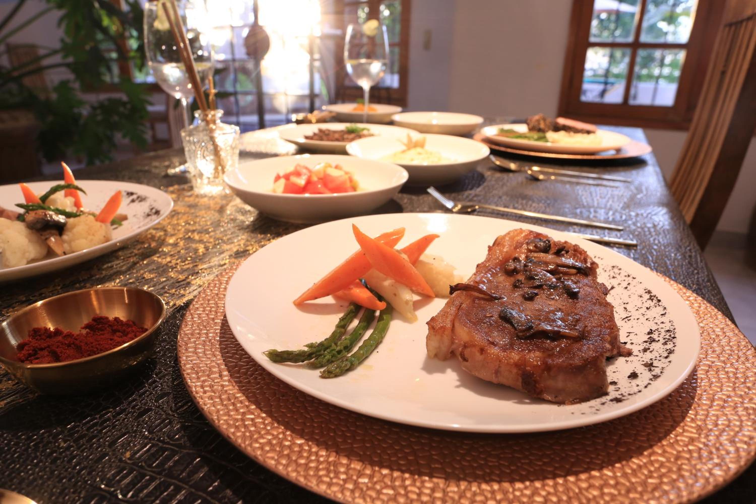 dining
