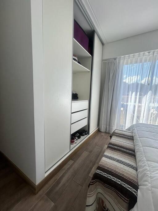 Disfruta de Pinamar en un departamento a estrenar con pileta y parrilla