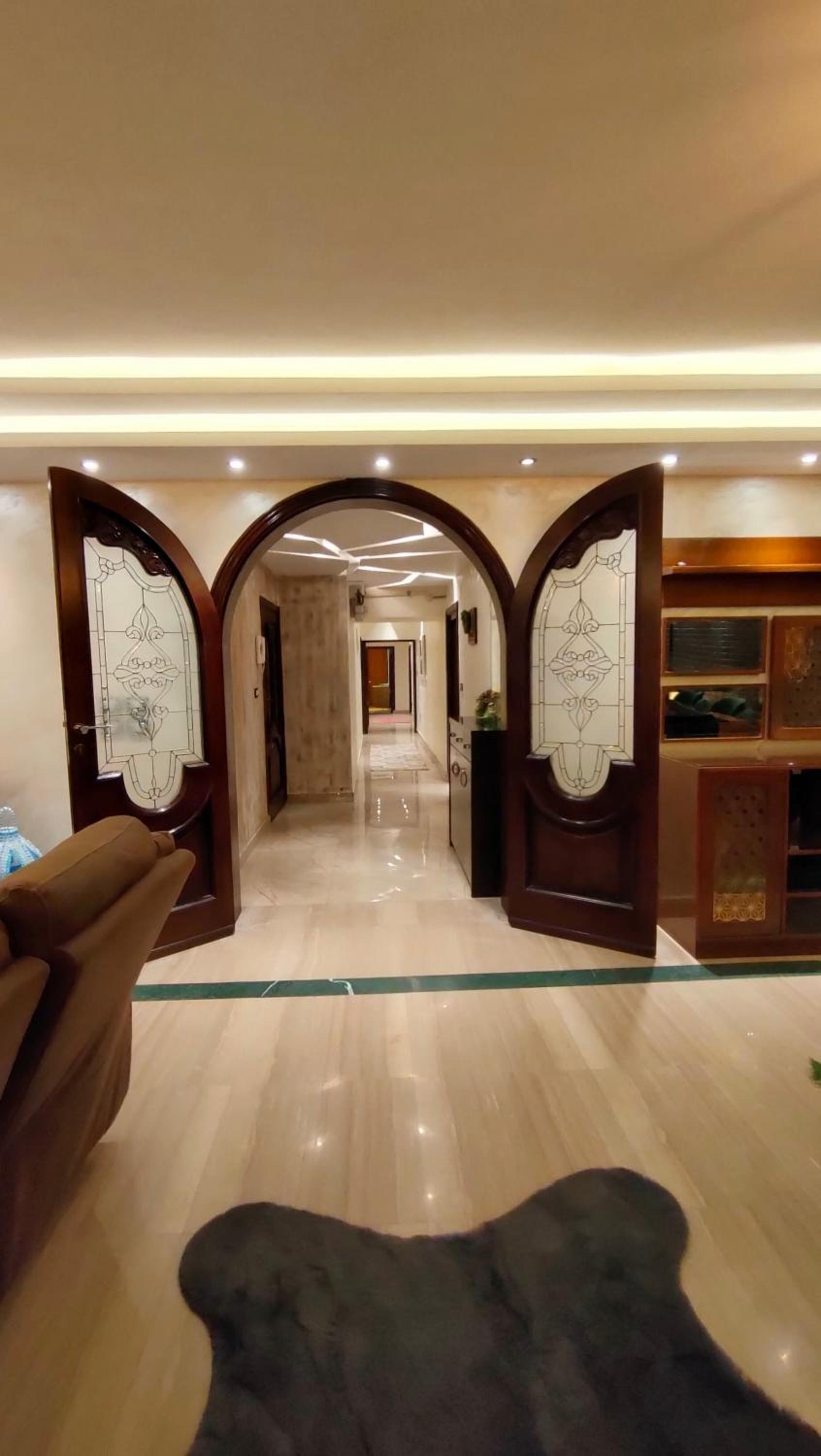 5star apartment View of the Nile and the pyramids on the Nile Corniche