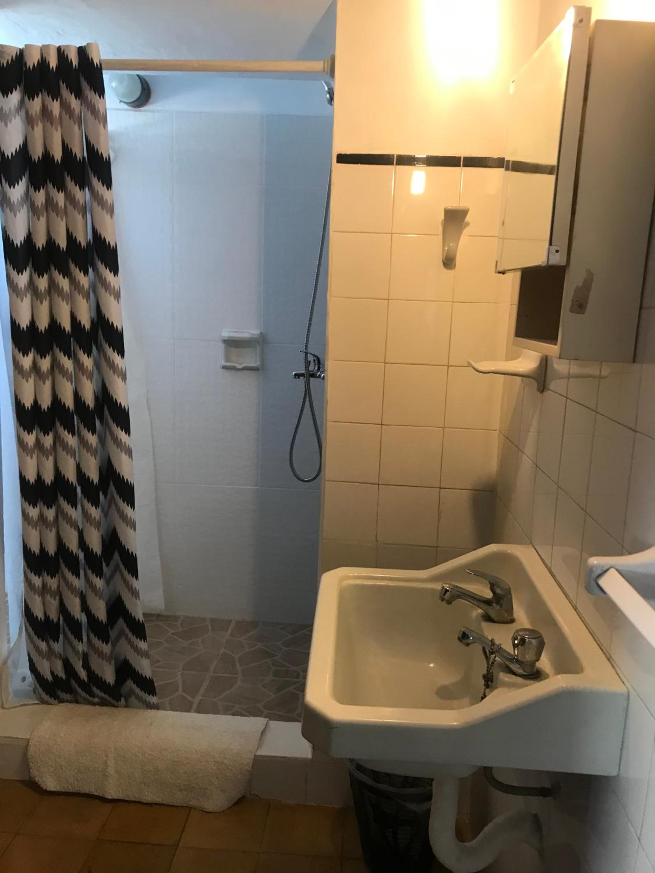 Apartamento con garaje cerrado
