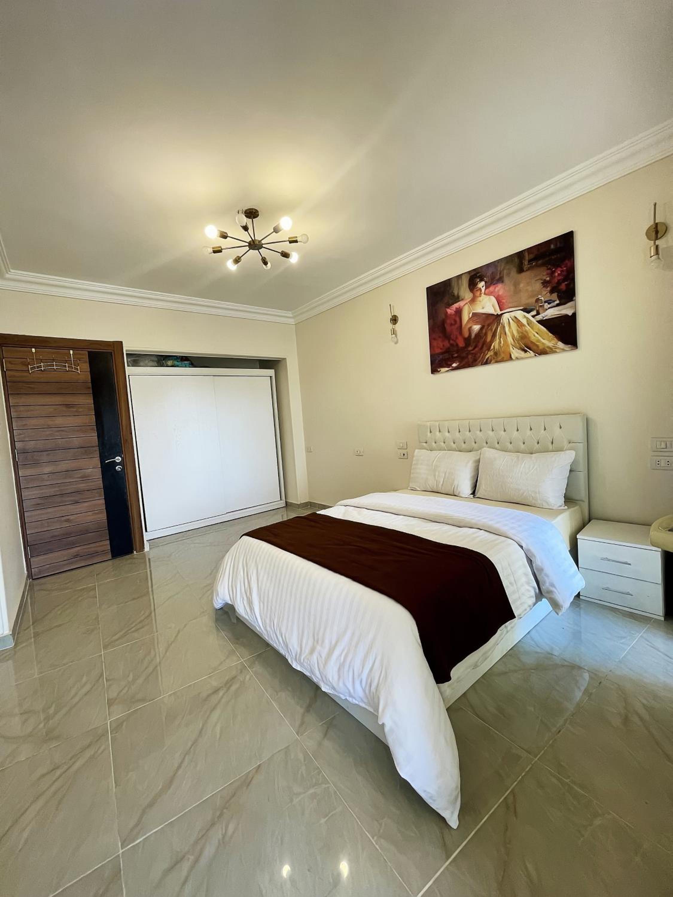 Nile view Zamalek Abuelfeda's Three bedrooms