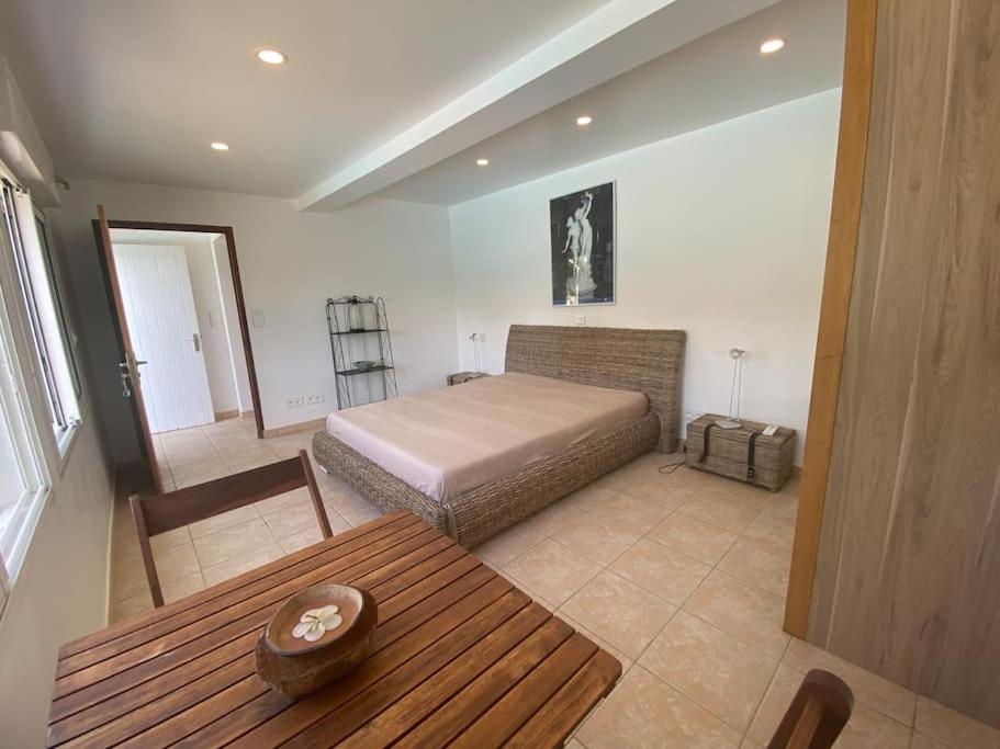 Villa Les Talipots avec piscine et vue mer classée 5 étoiles view 4
