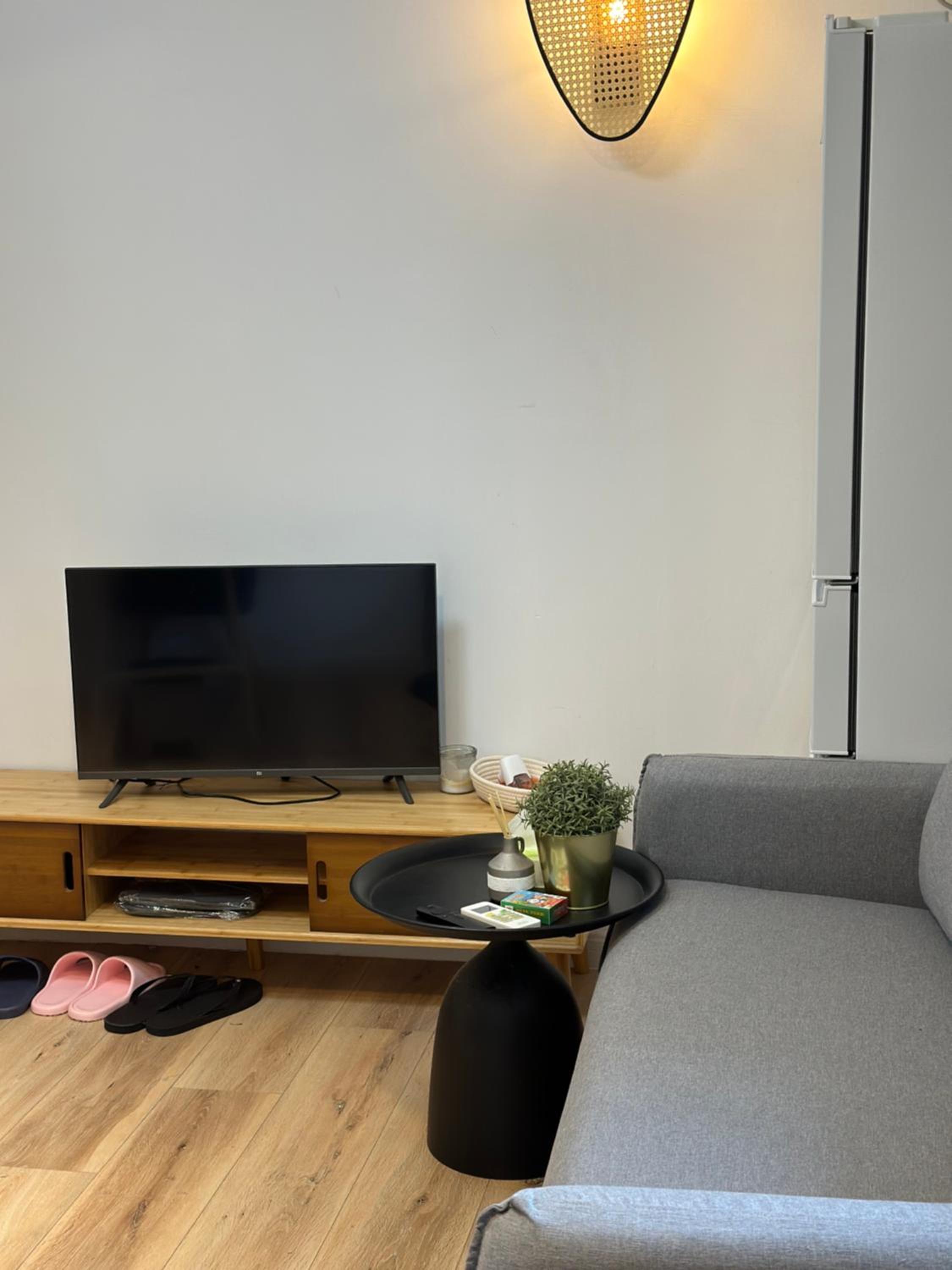 Ji Hotel Shanghai Changshou Road - Near Metro Line 13&14,Free Luggage Storage,English Service
