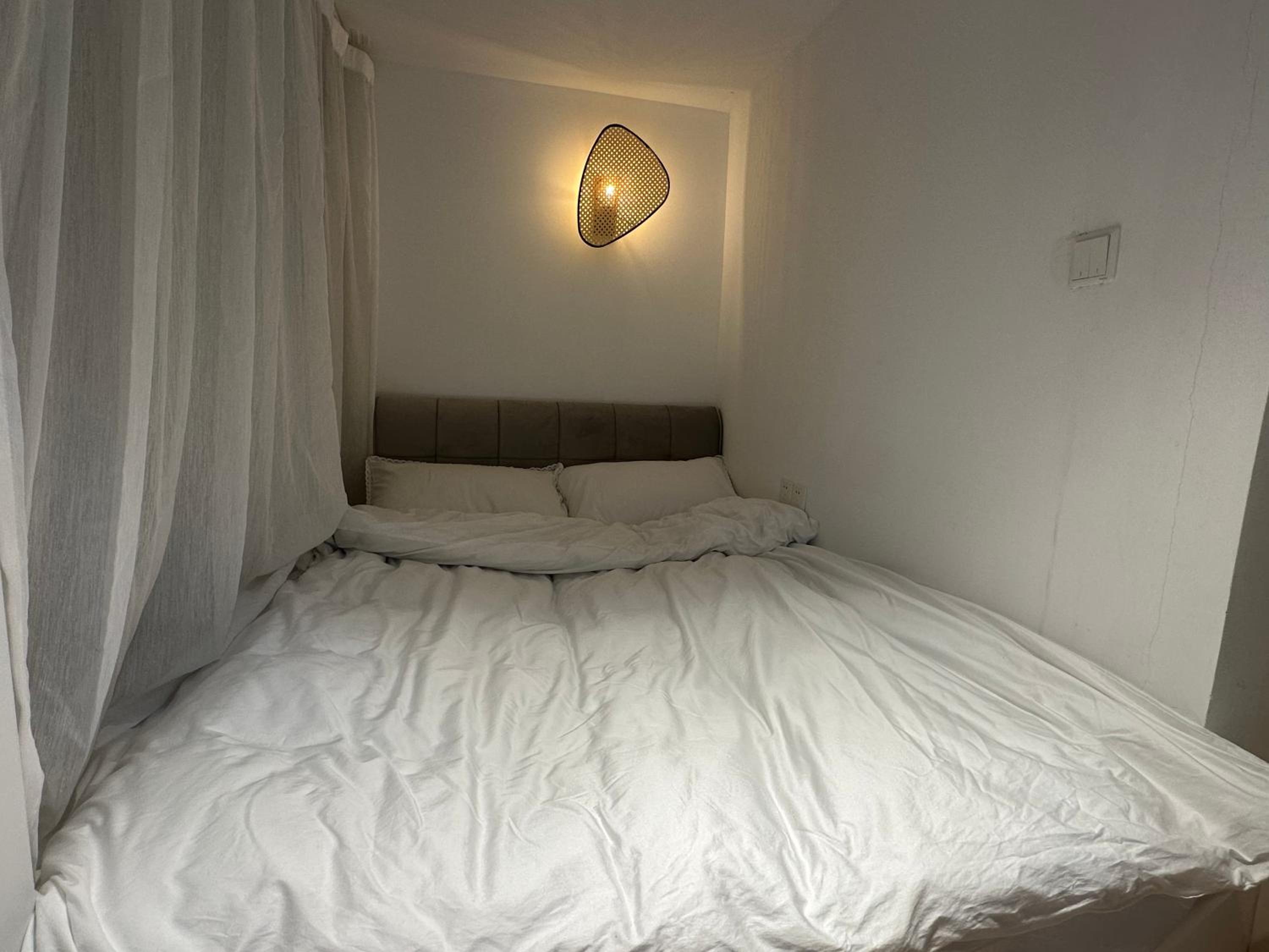 Ji Hotel Shanghai Changshou Road - Near Metro Line 13&14,Free Luggage Storage,English Service