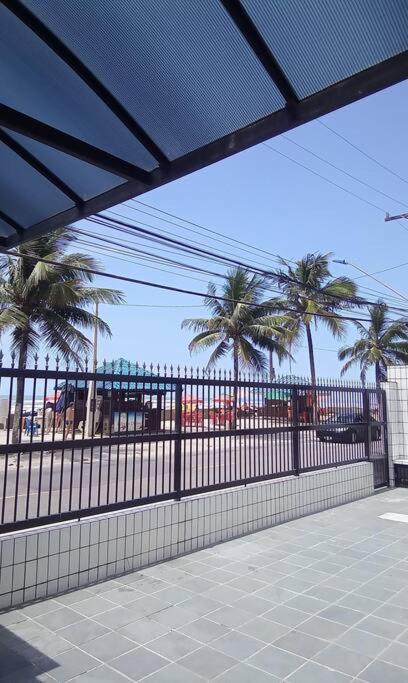 kitnet em frente a praia