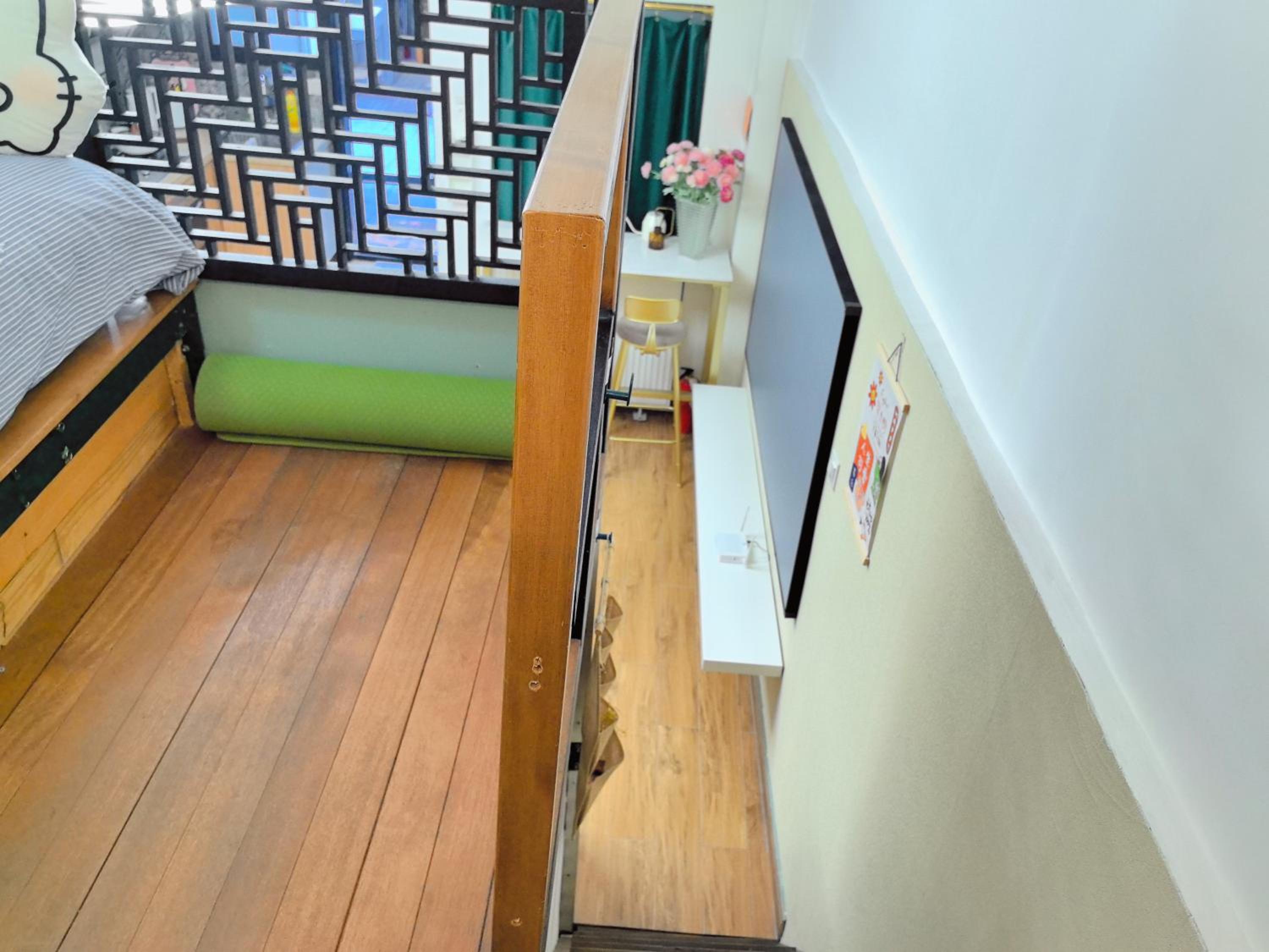 Shanghai Hills & Zinn Happy Family Bnb Near Line1&14 South Huangpi Rd Mid Huaihai Rd