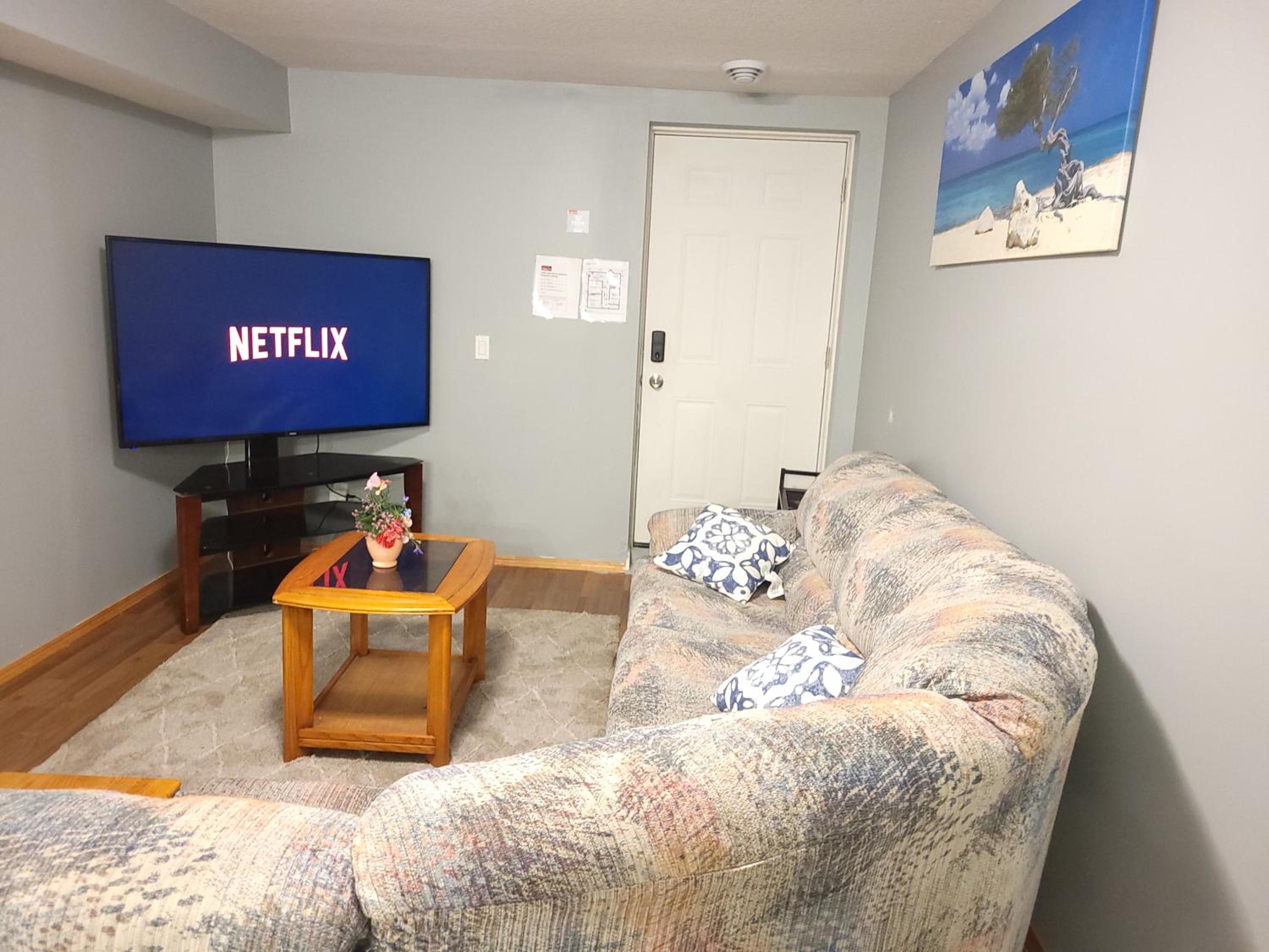 Cozy 2-Bedroom Basement Suite Retreat Calgary