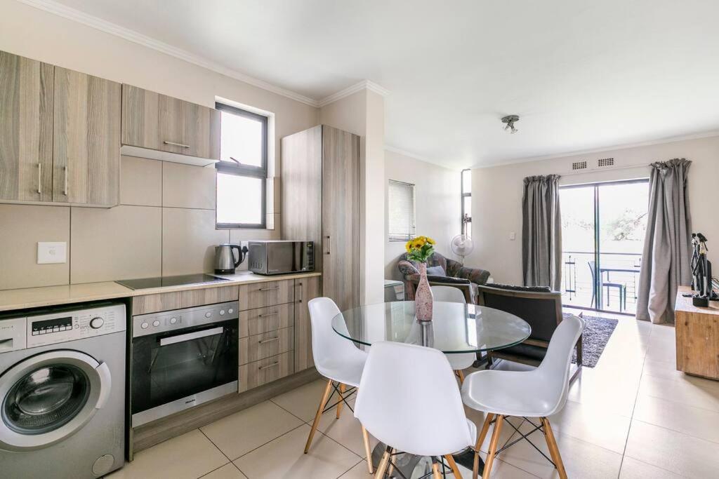 4 sleeper flat, secure golf estate with free Wi-Fi view 5