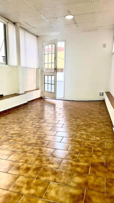 Suipacha - Amplio y espacioso para 4 con terraza privada y parrilla
