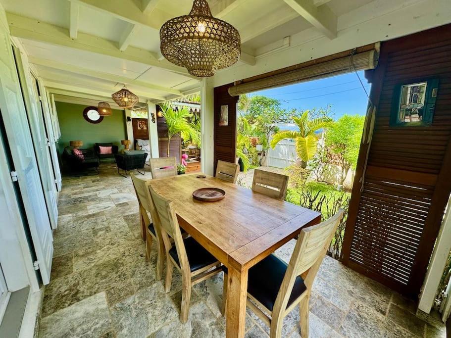 Villa Pinky Créole vue mer proche plage