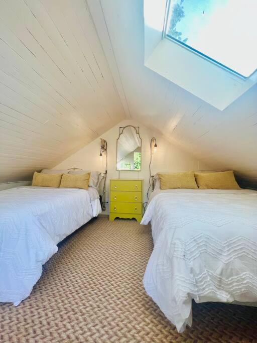 Honeymoon Bay Cottage